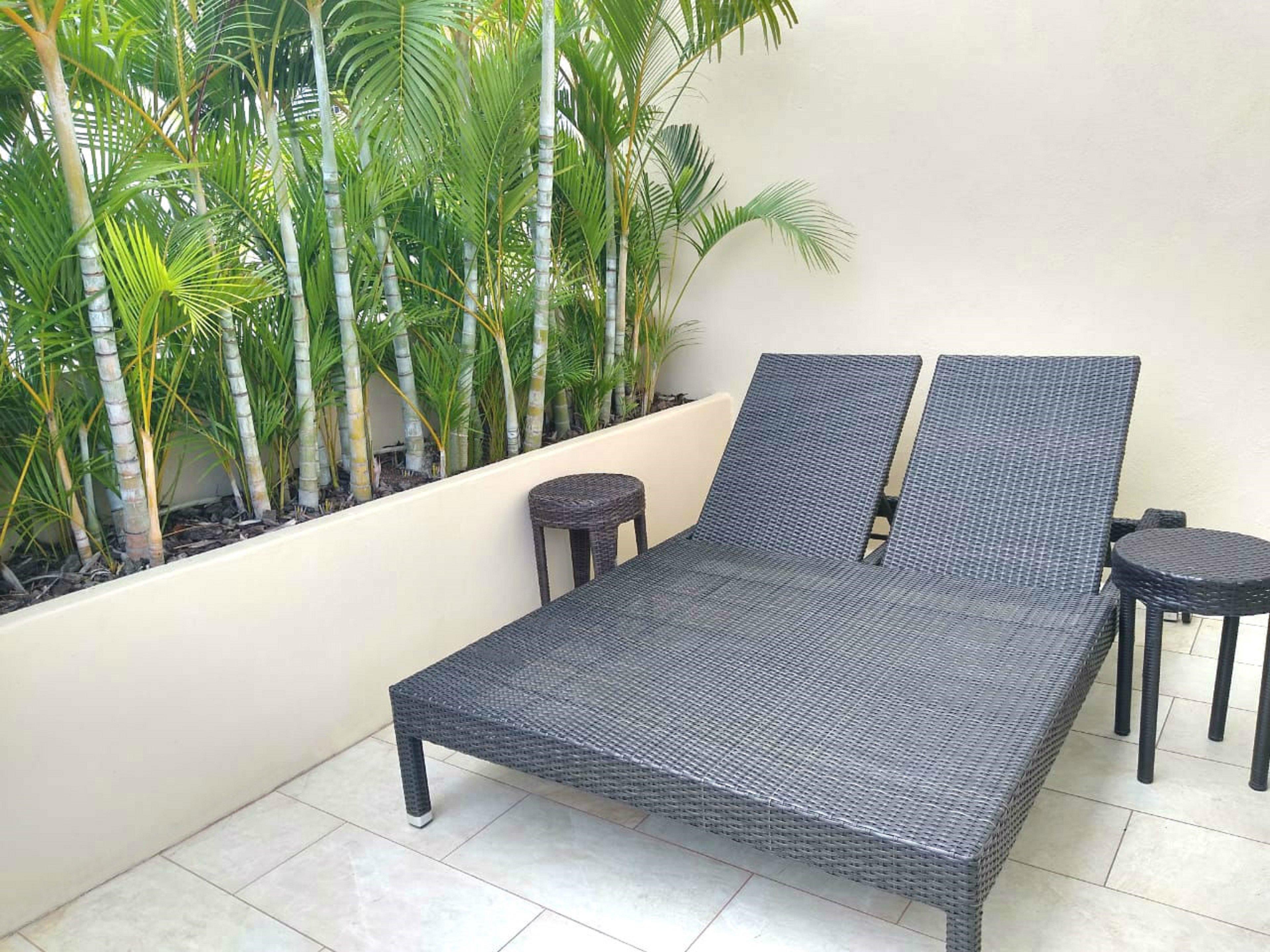 Suite King Size Bed