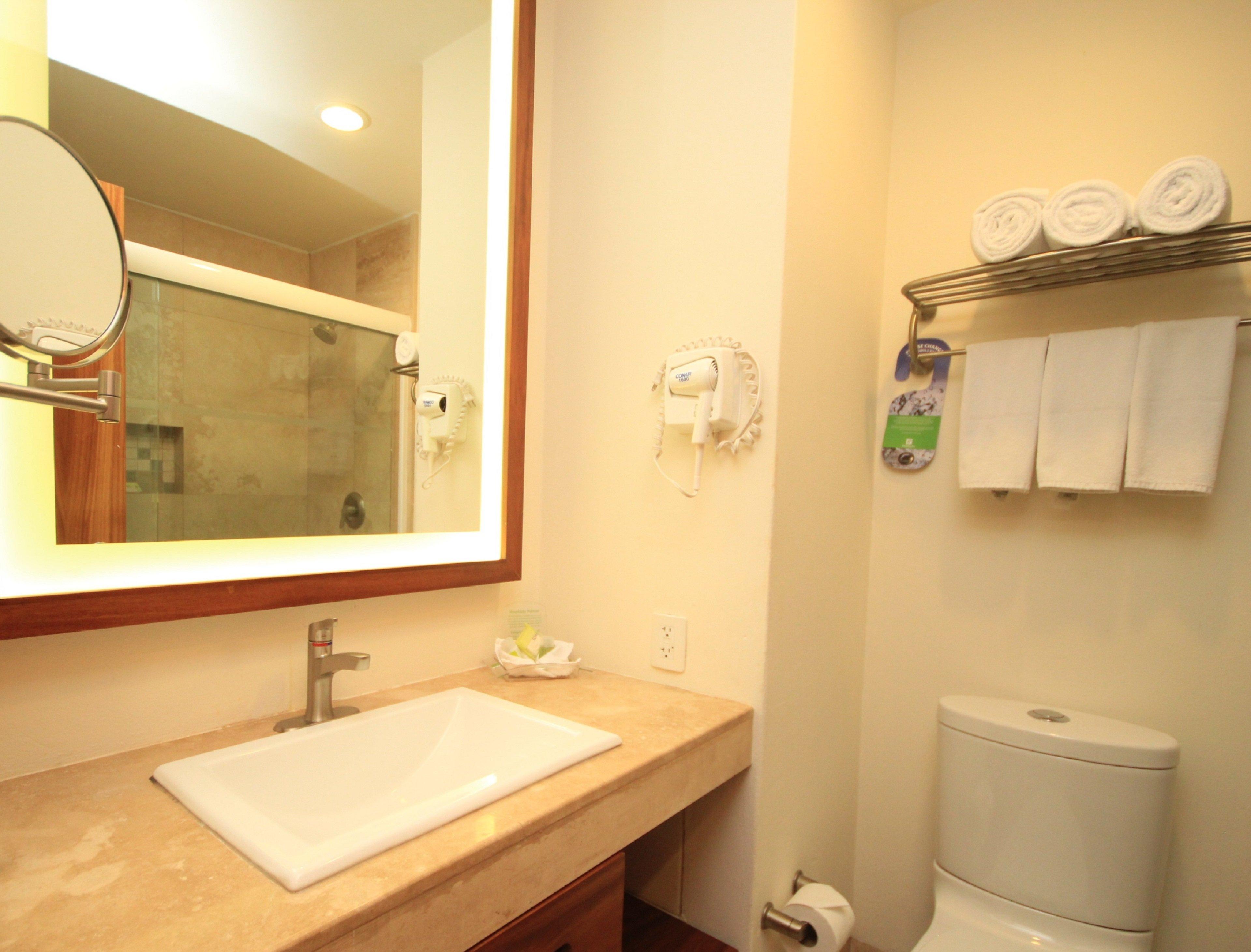Suite King Size Bed