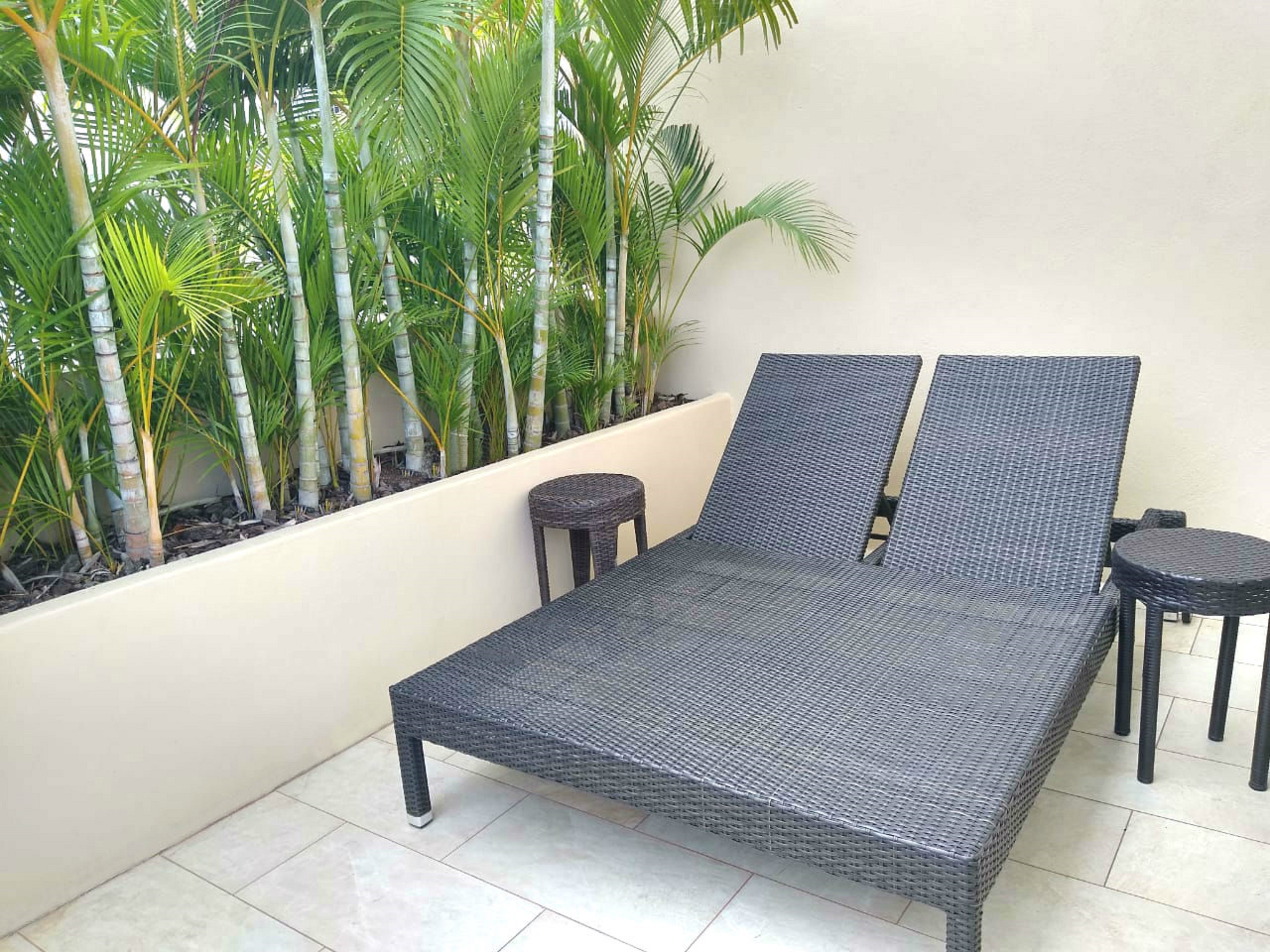 Suite King Size Bed