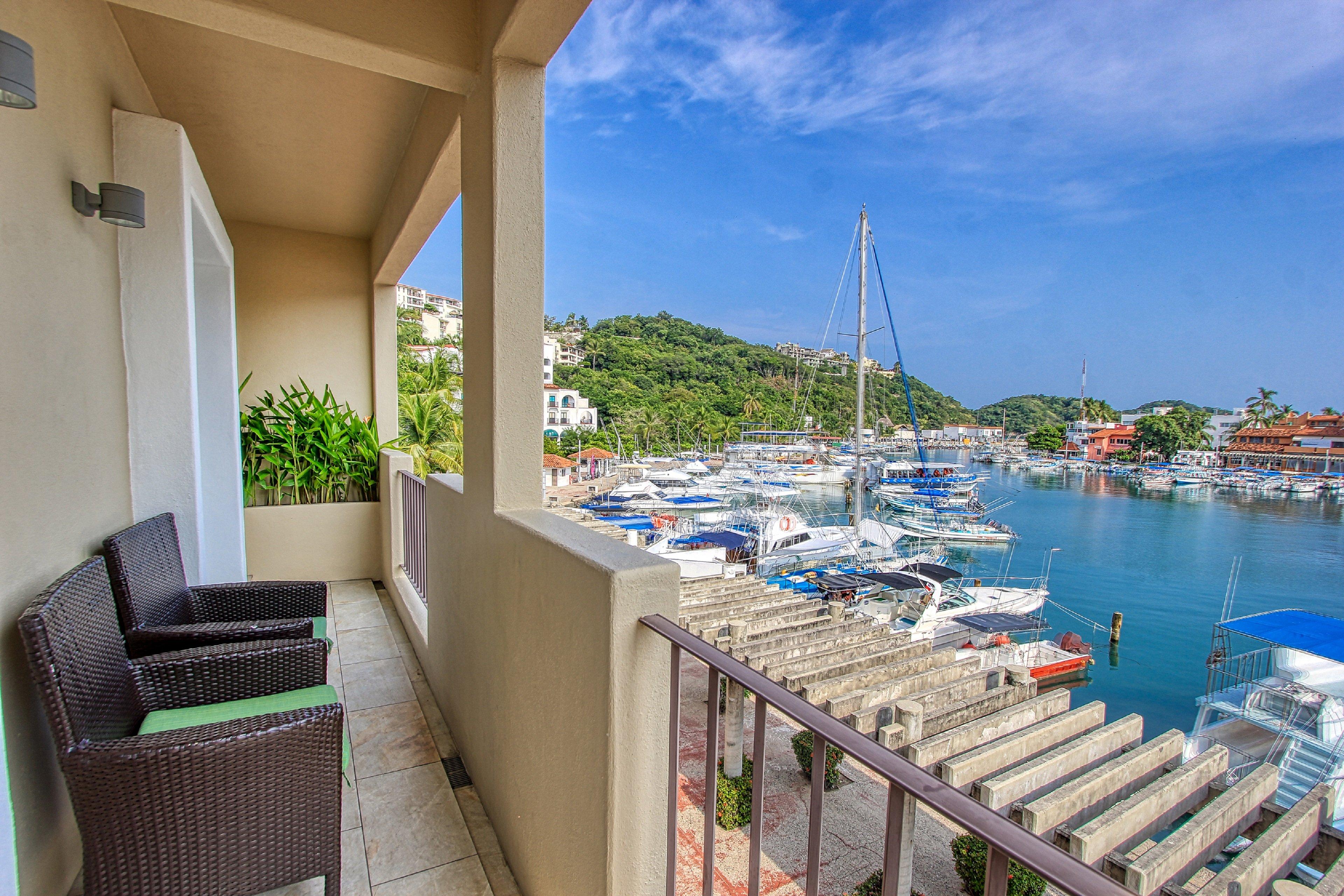 Suite King Bed One Bedroom 