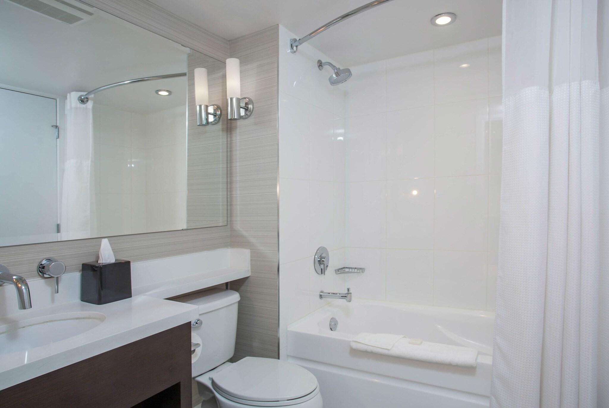 Suite with Kitchenette with Views