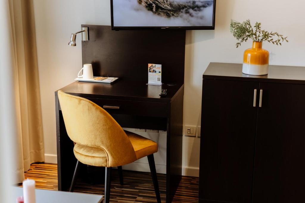 Apartment Capacity 2