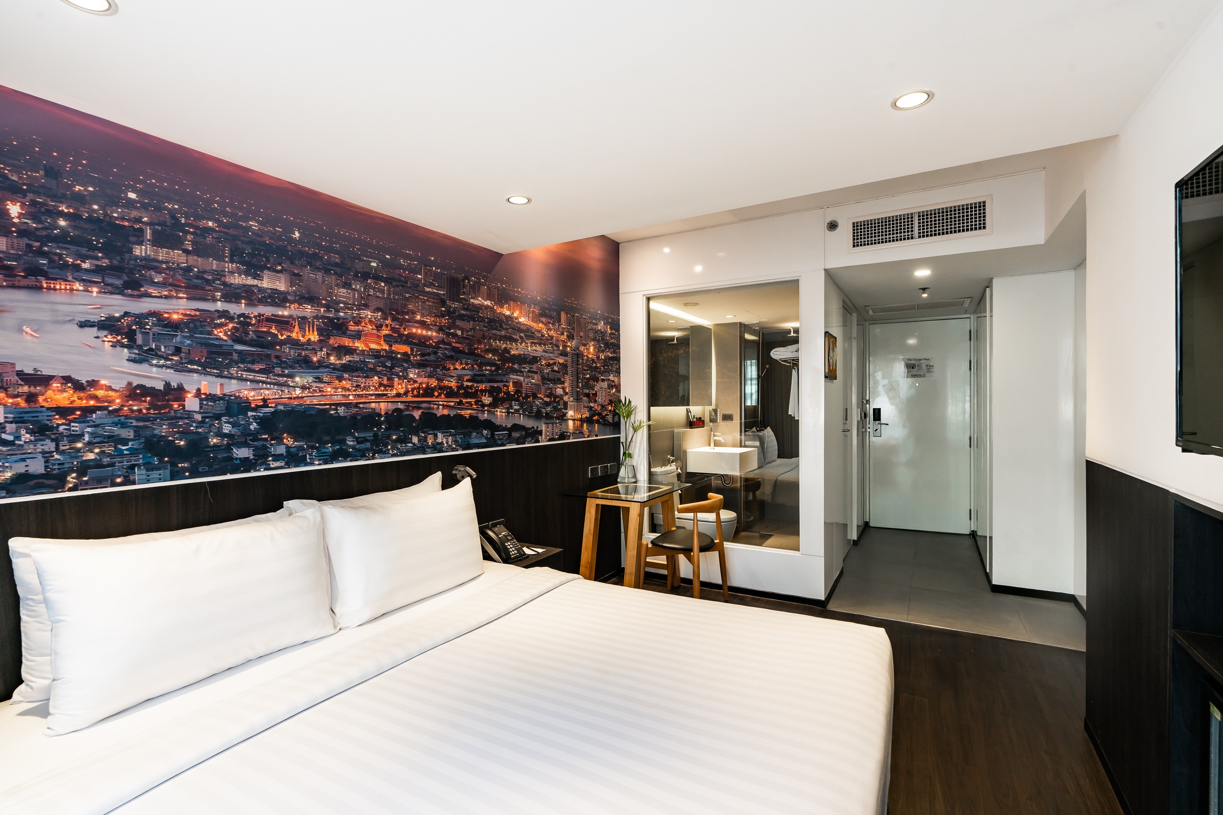 Double or Twin Standard