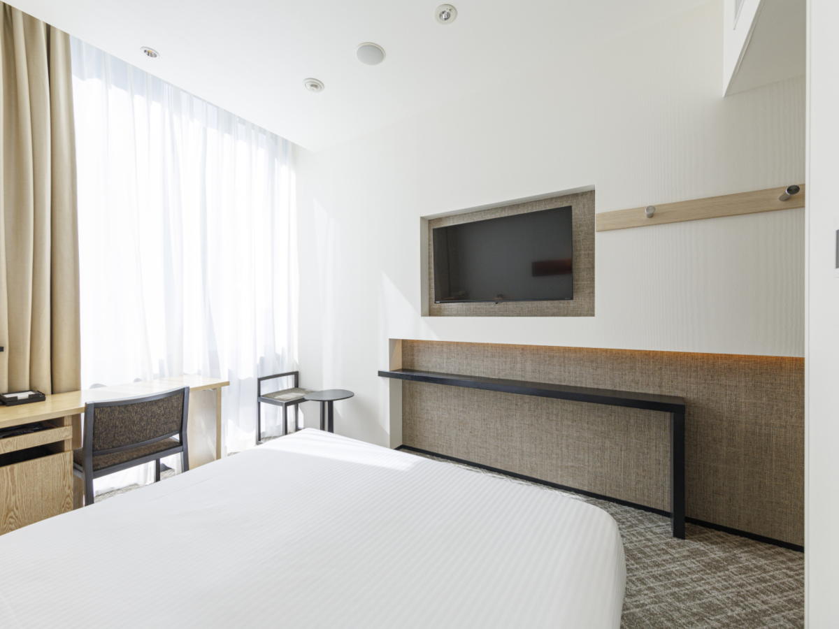 Double Queen Size Bed