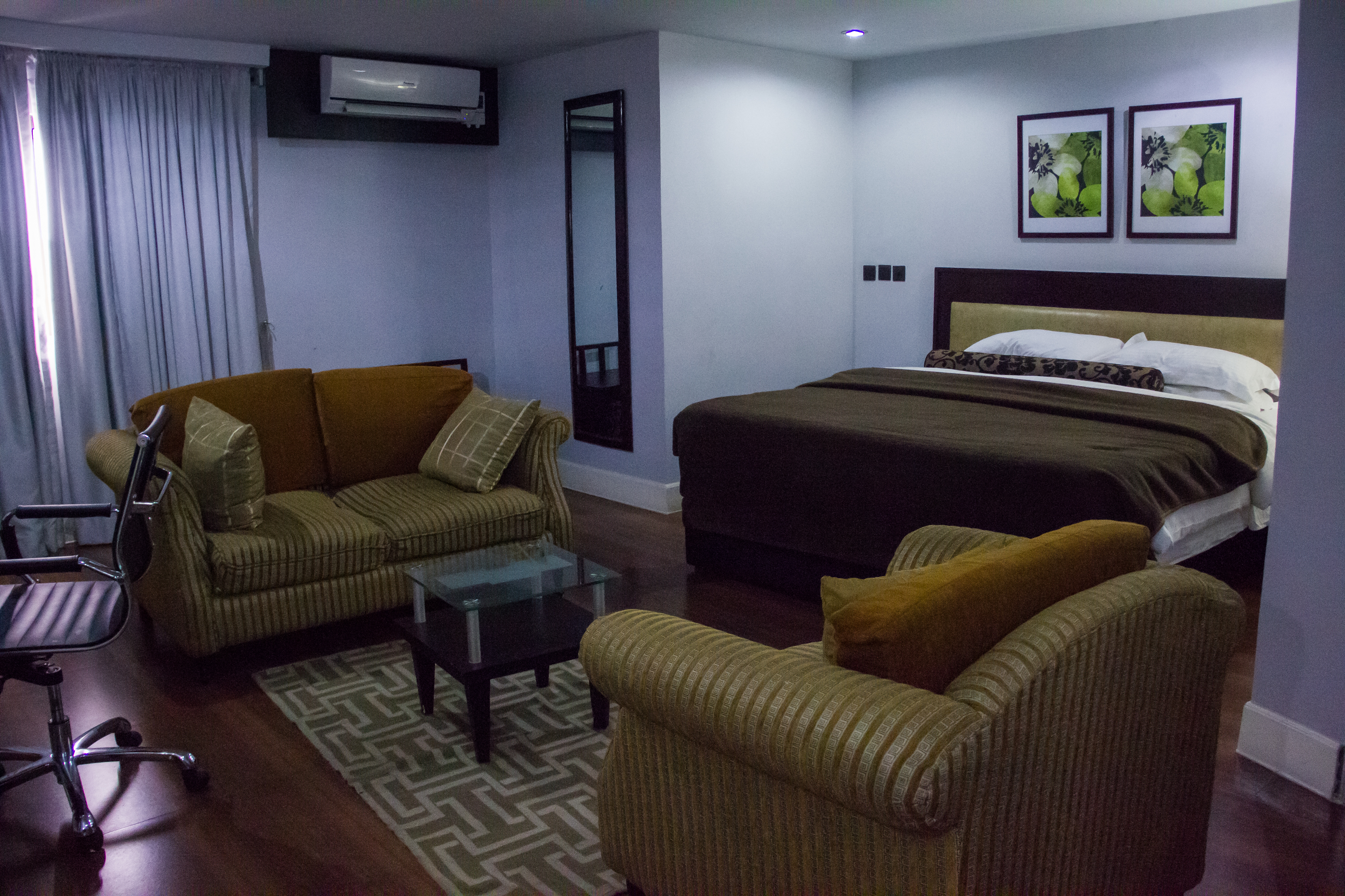 Double Superior King Bed