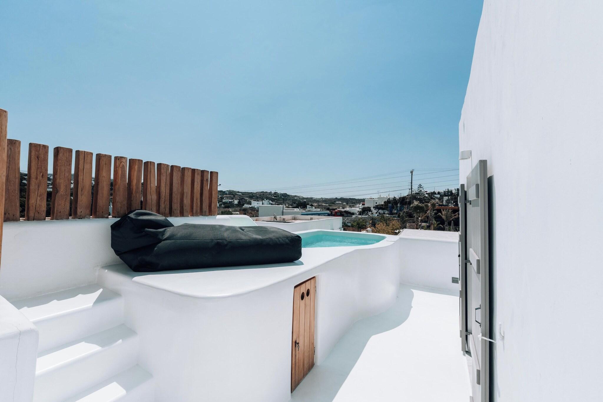 Double Deluxe with Private Pool