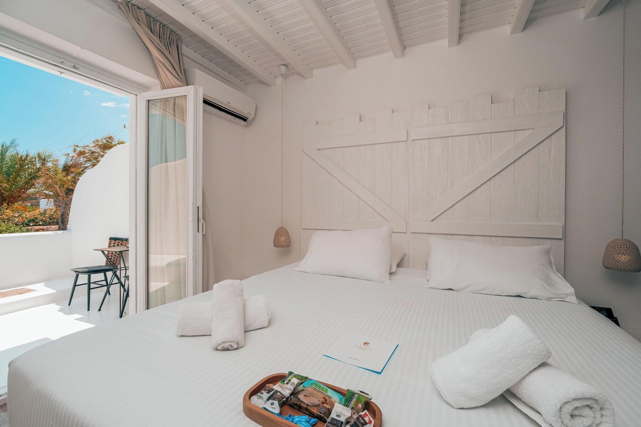 Double Deluxe Pool View