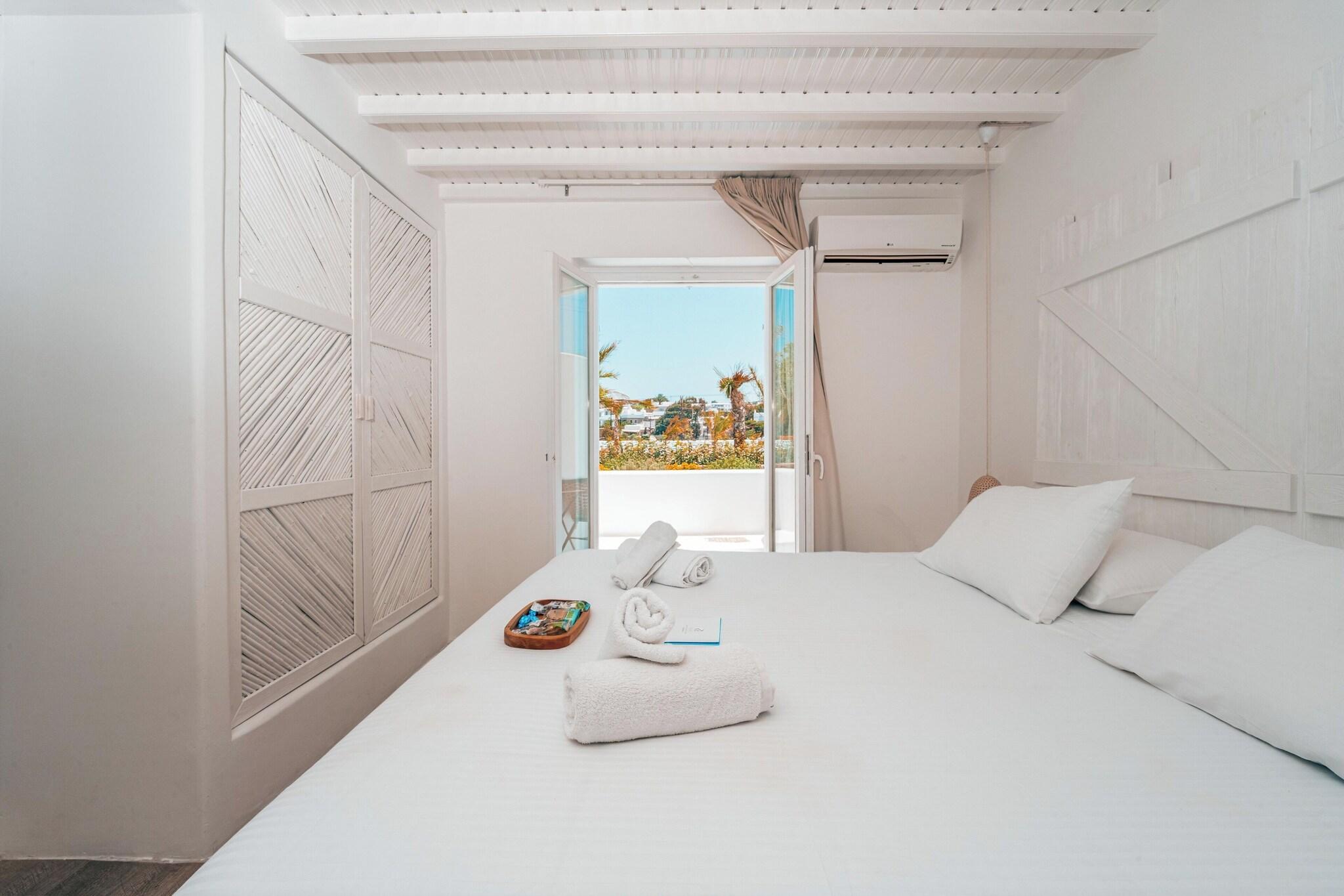 Double Deluxe Pool View