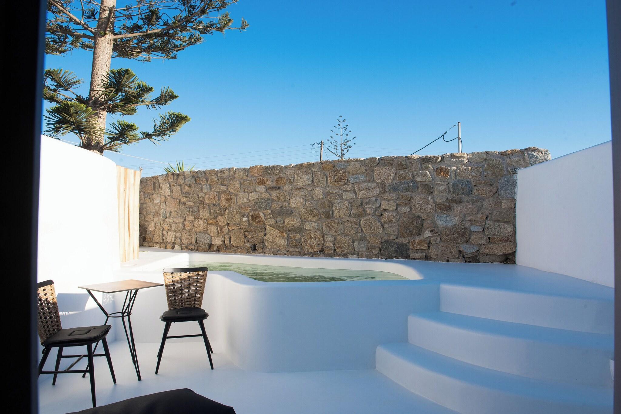 Double Deluxe with Private Pool