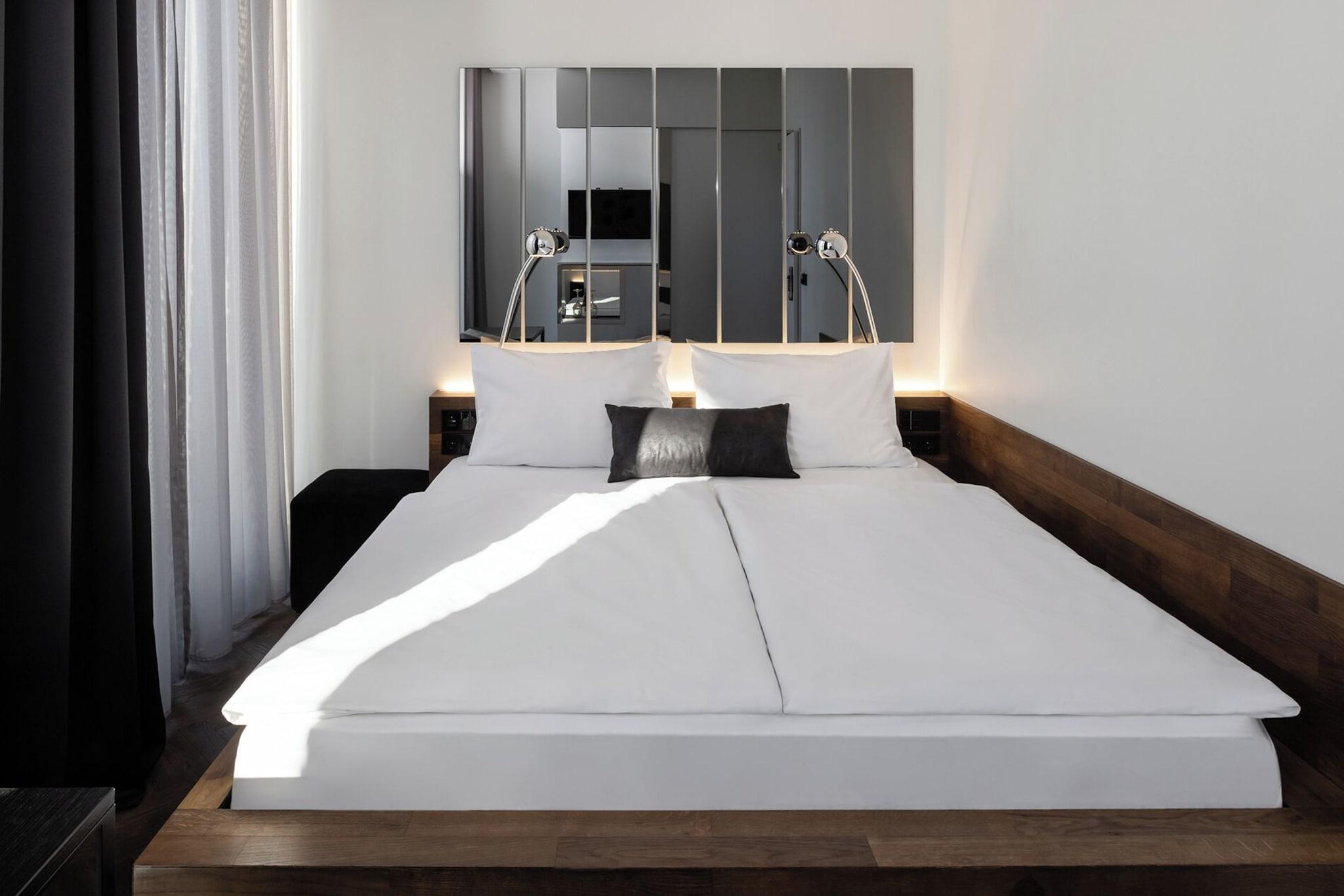 Double or Twin Standard