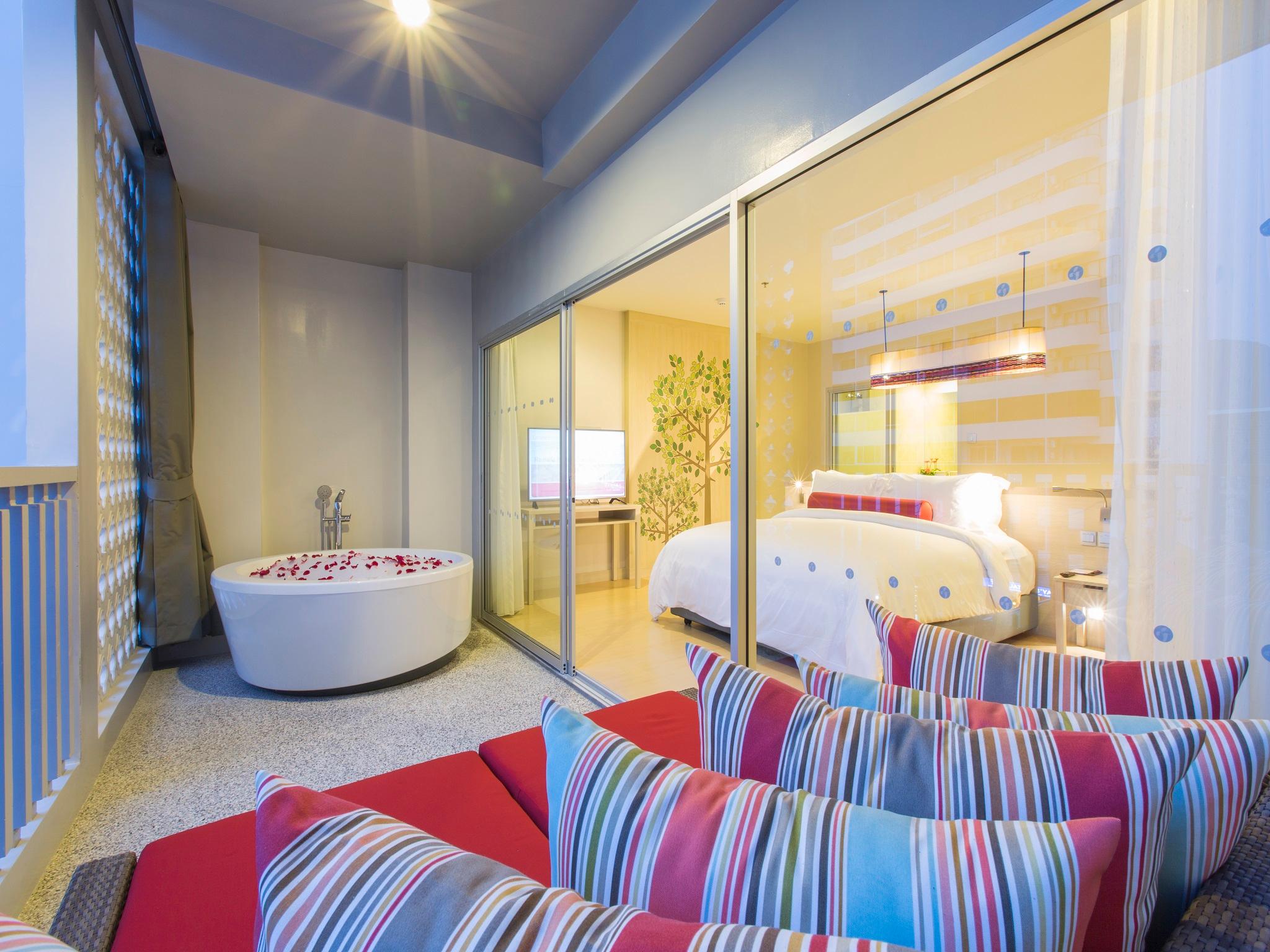 Double or Twin Standard