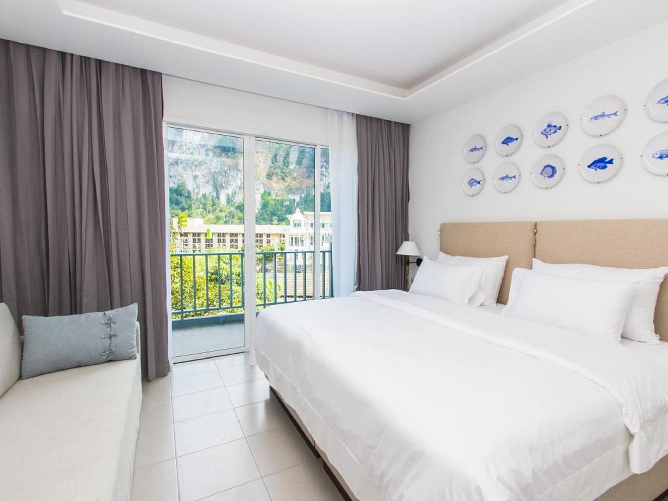 Double or Twin Deluxe