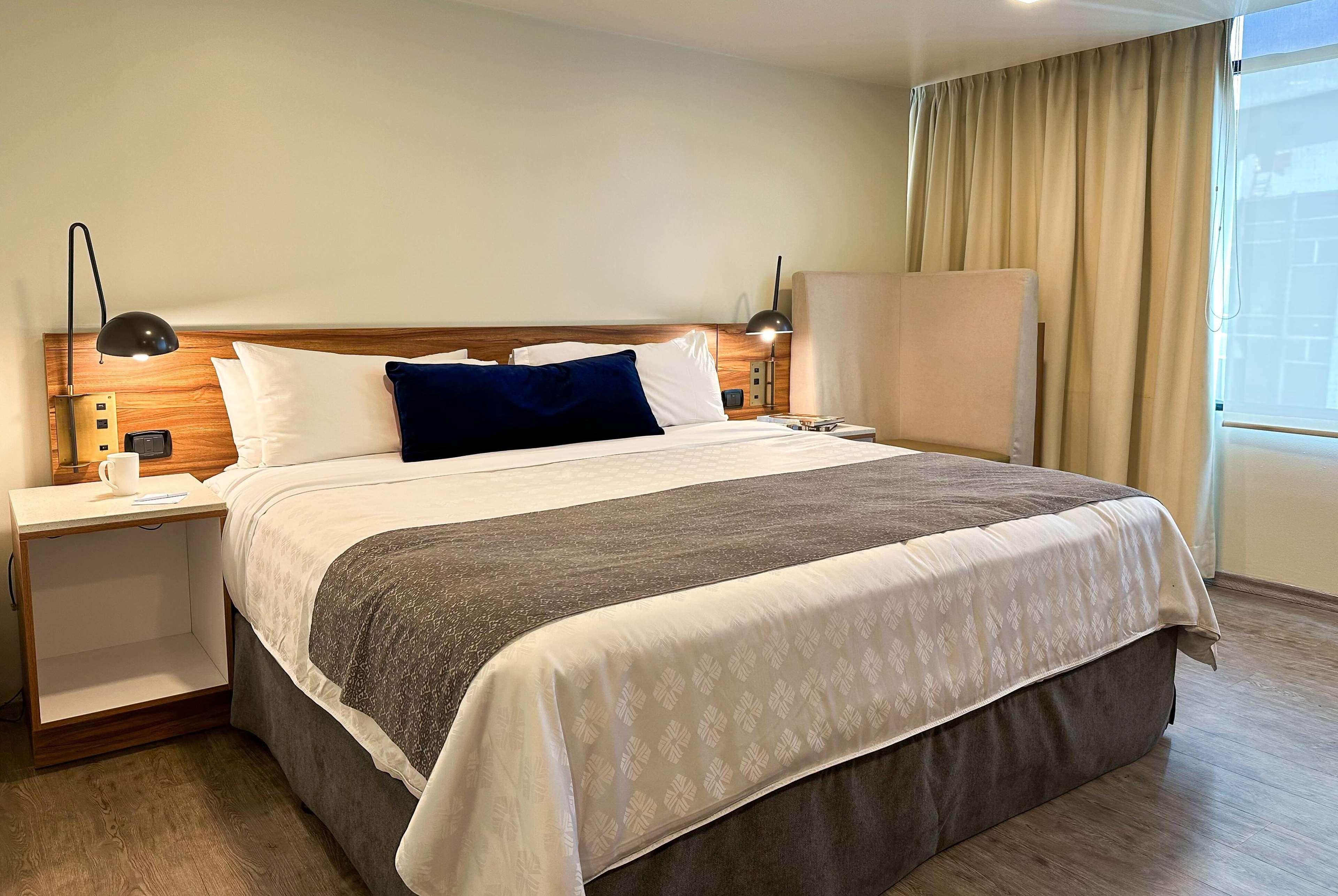 Junior Suite King Bed Non Smoking