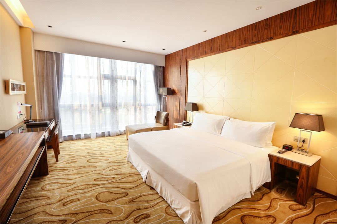 Double King Bed Non Smoking