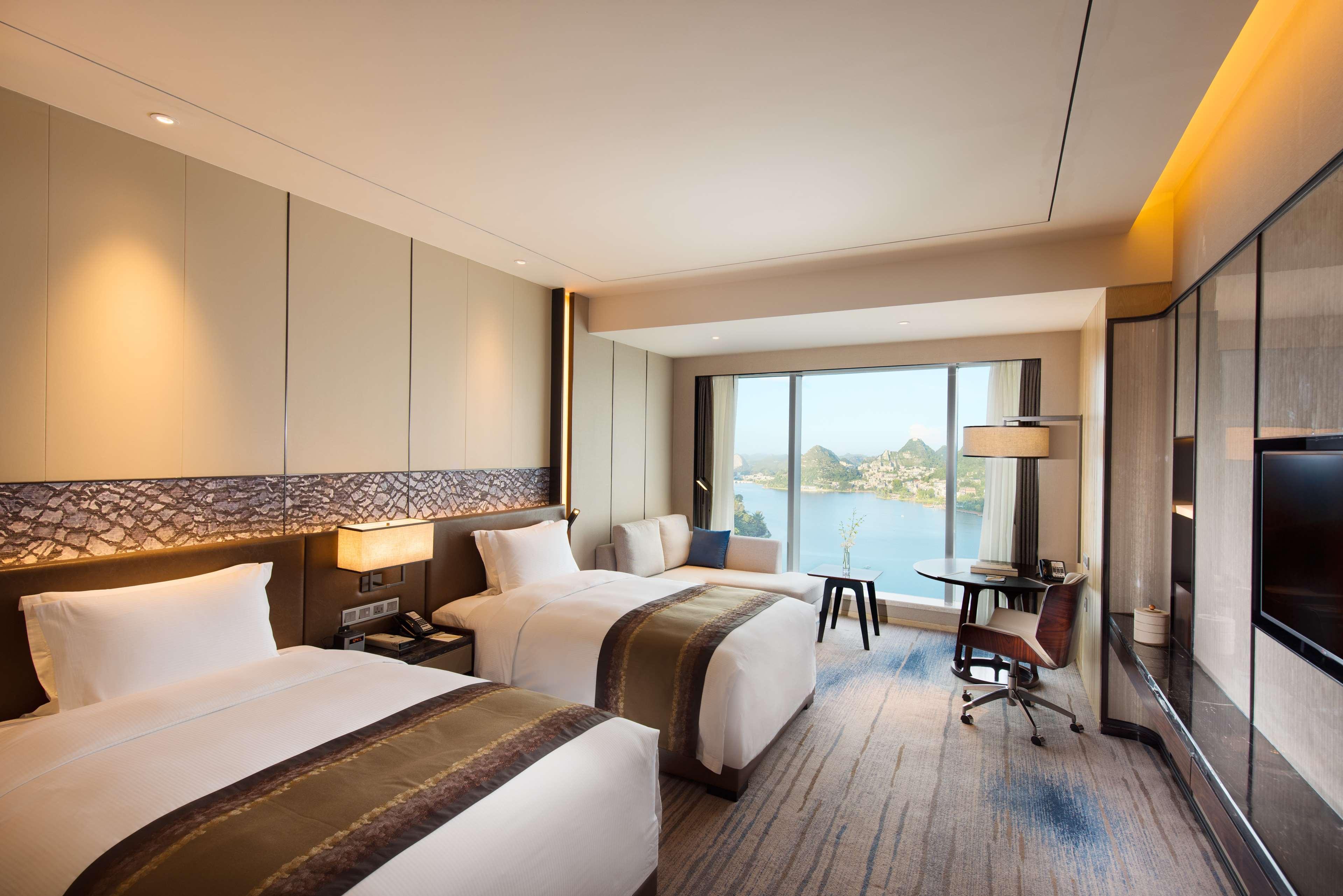 Suite Premier King Bed