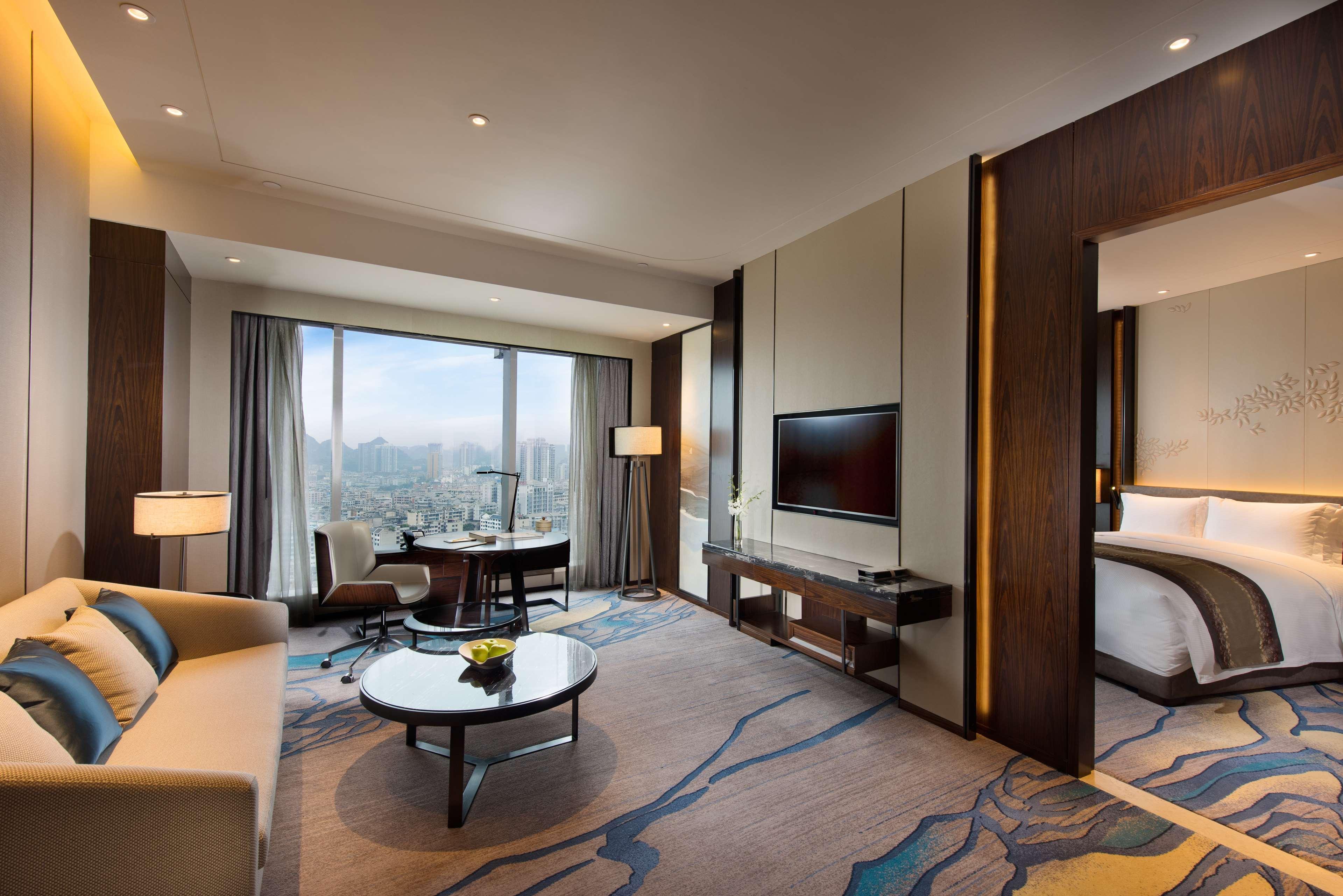 Suite Premier King Bed