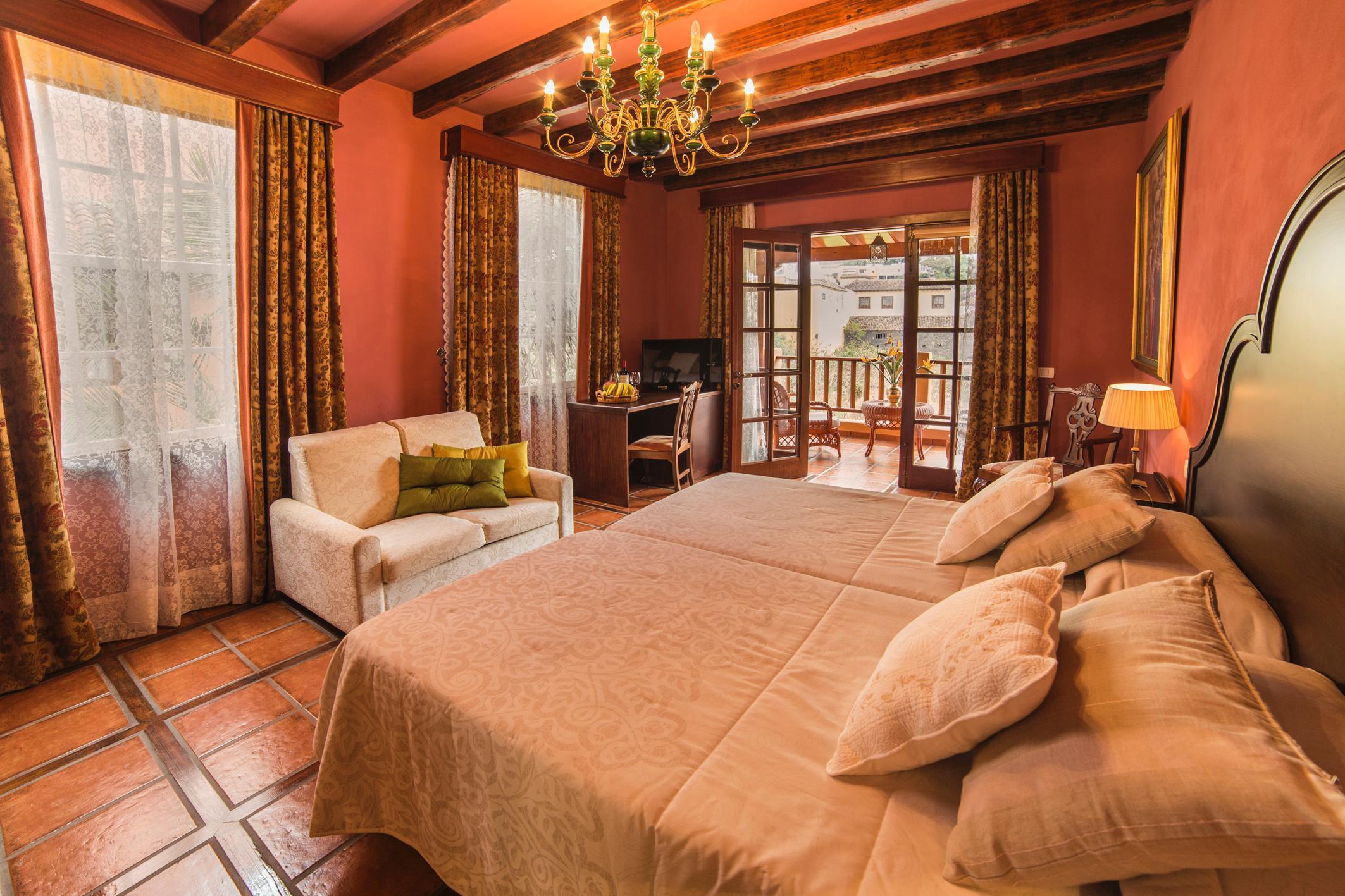 Double or Twin Superior