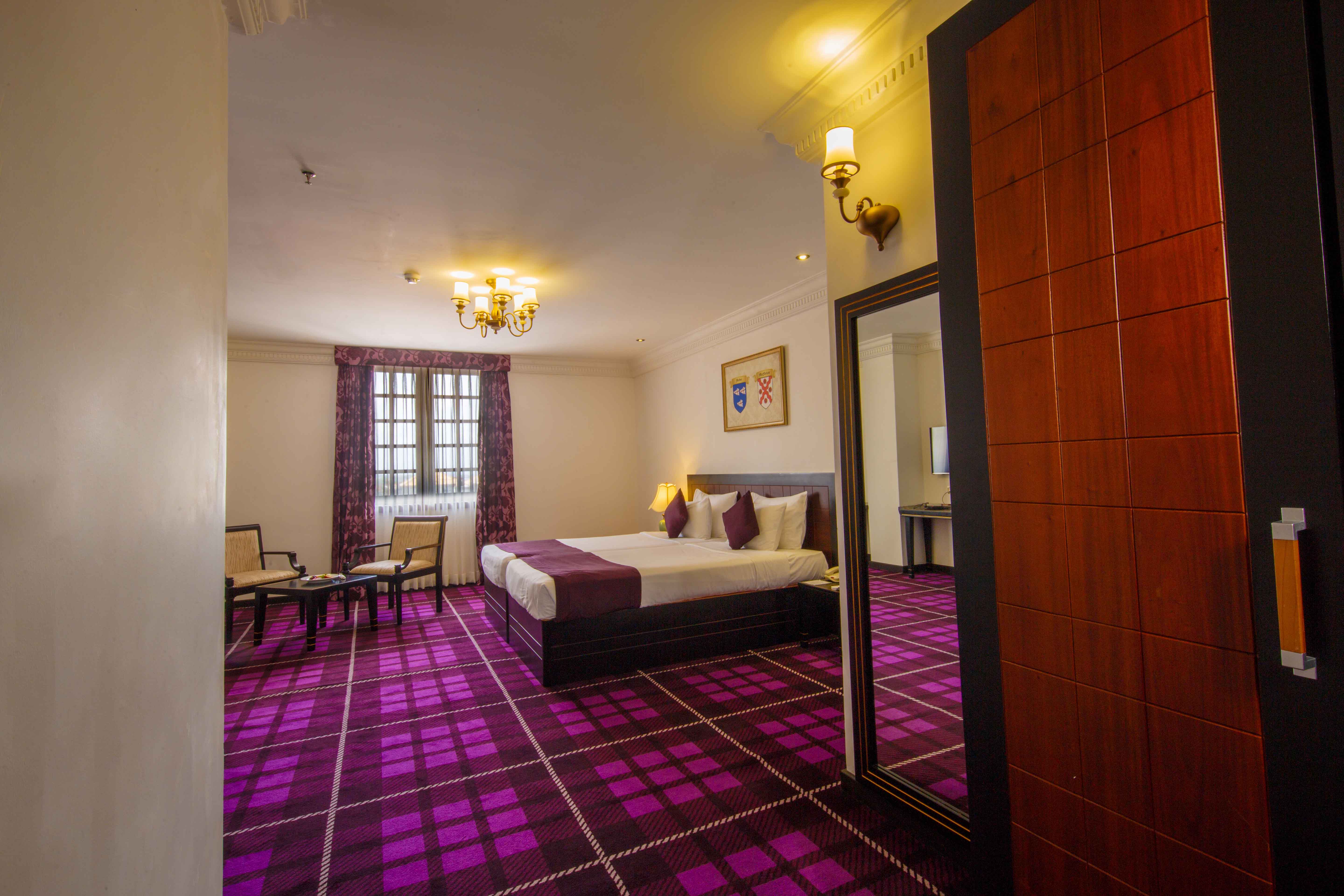 Triple Deluxe Premium