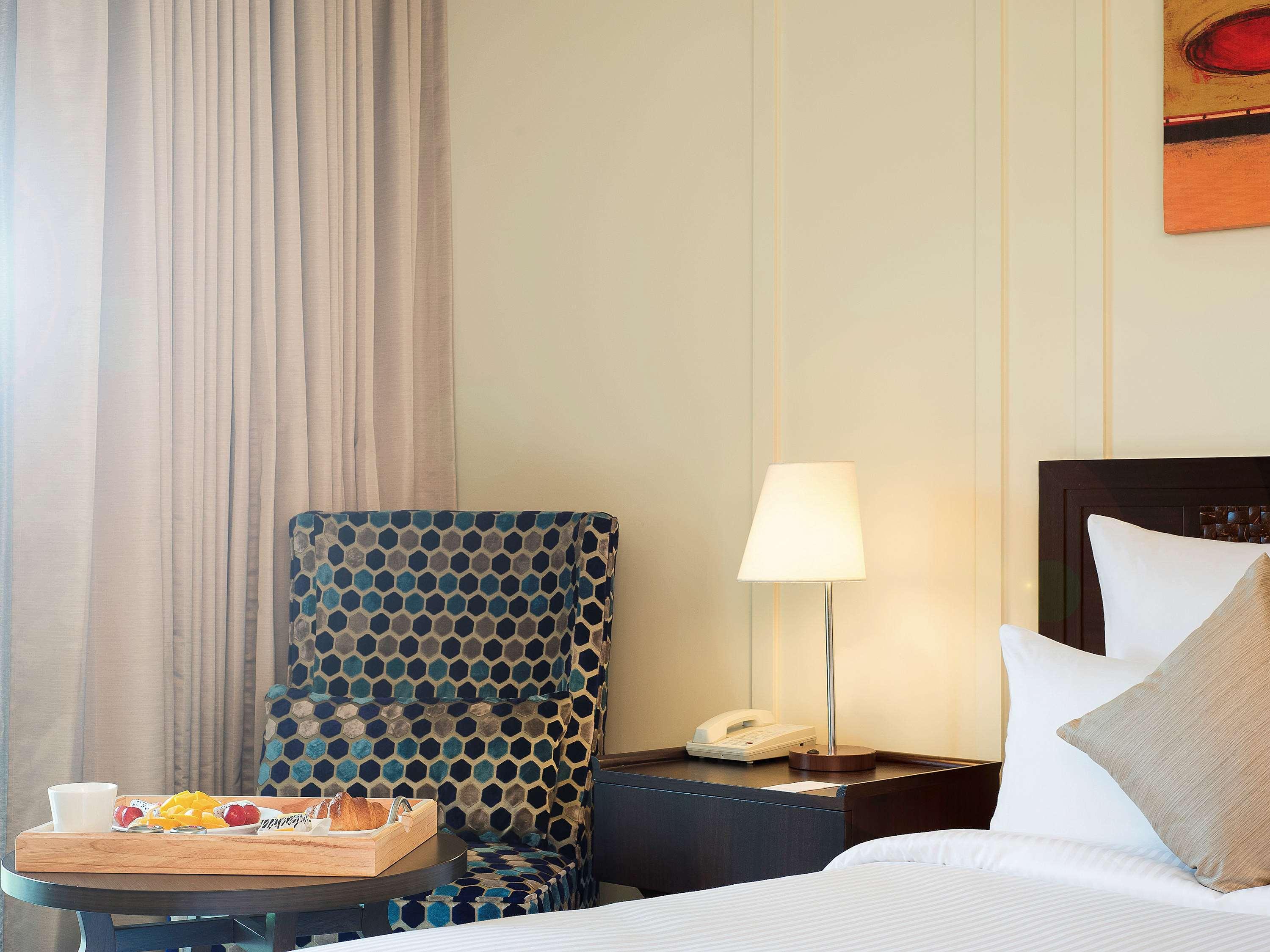 Double Deluxe King Bed