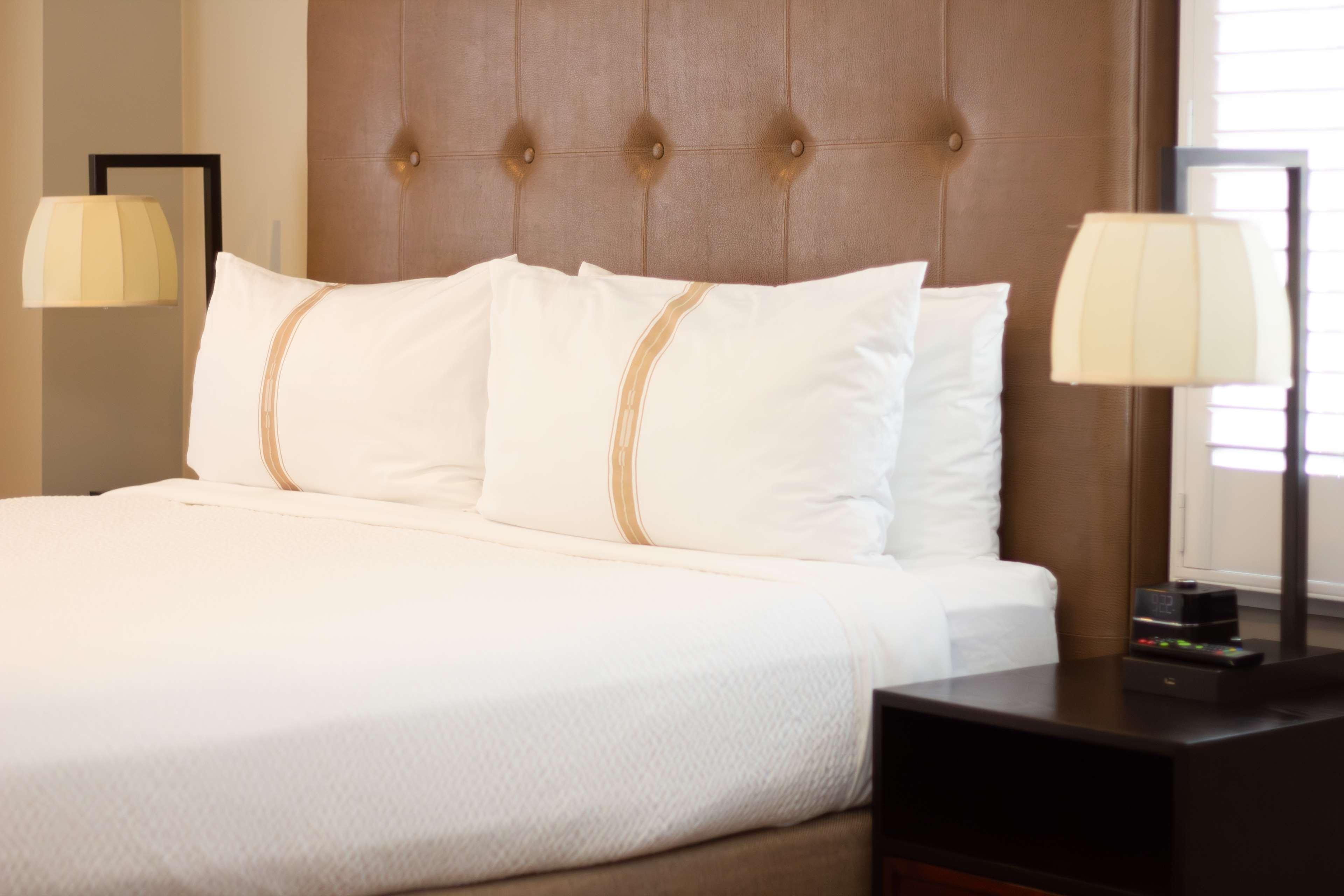 Double Accessible-queen Size Bed