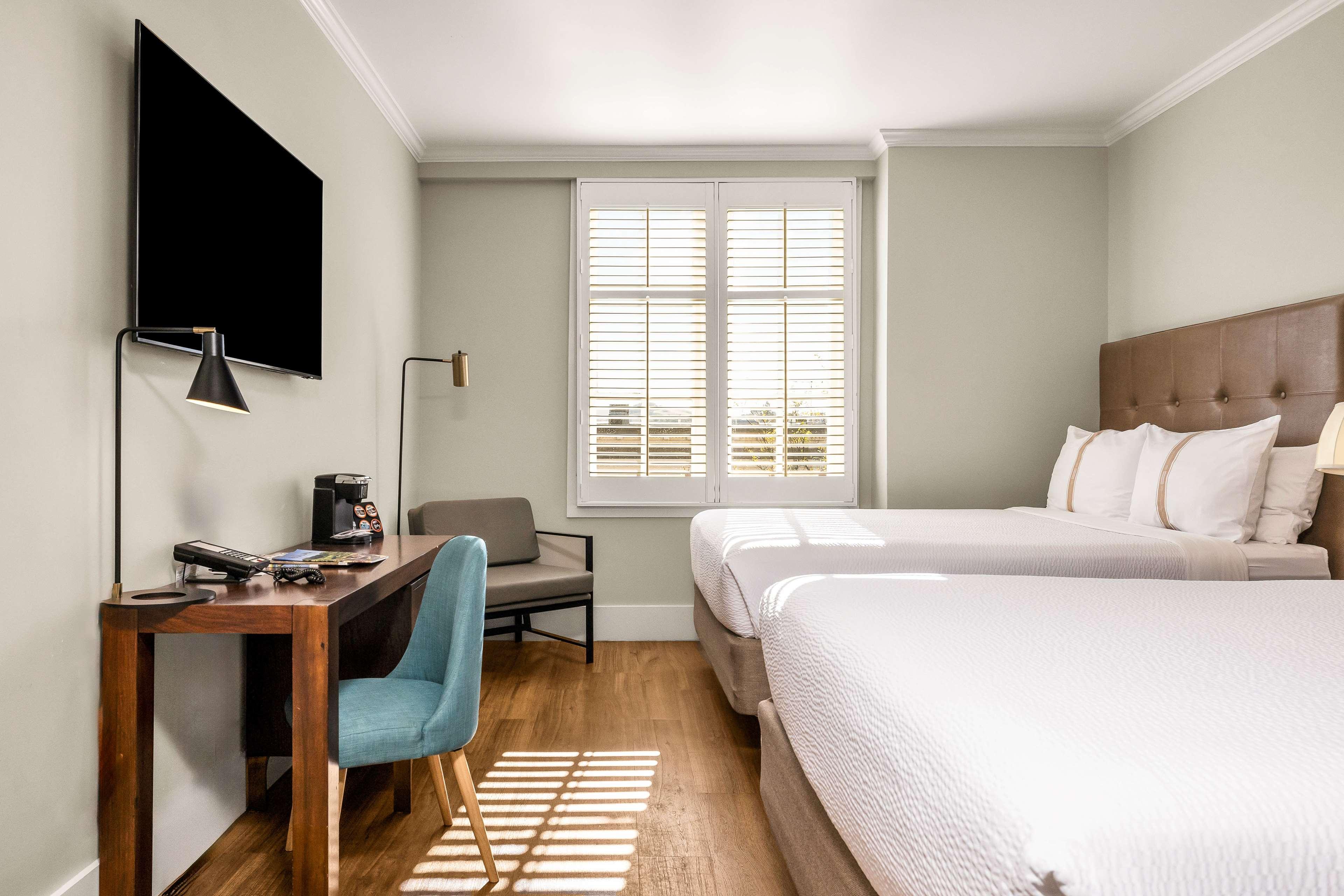 Double Accessible-two Queen Beds