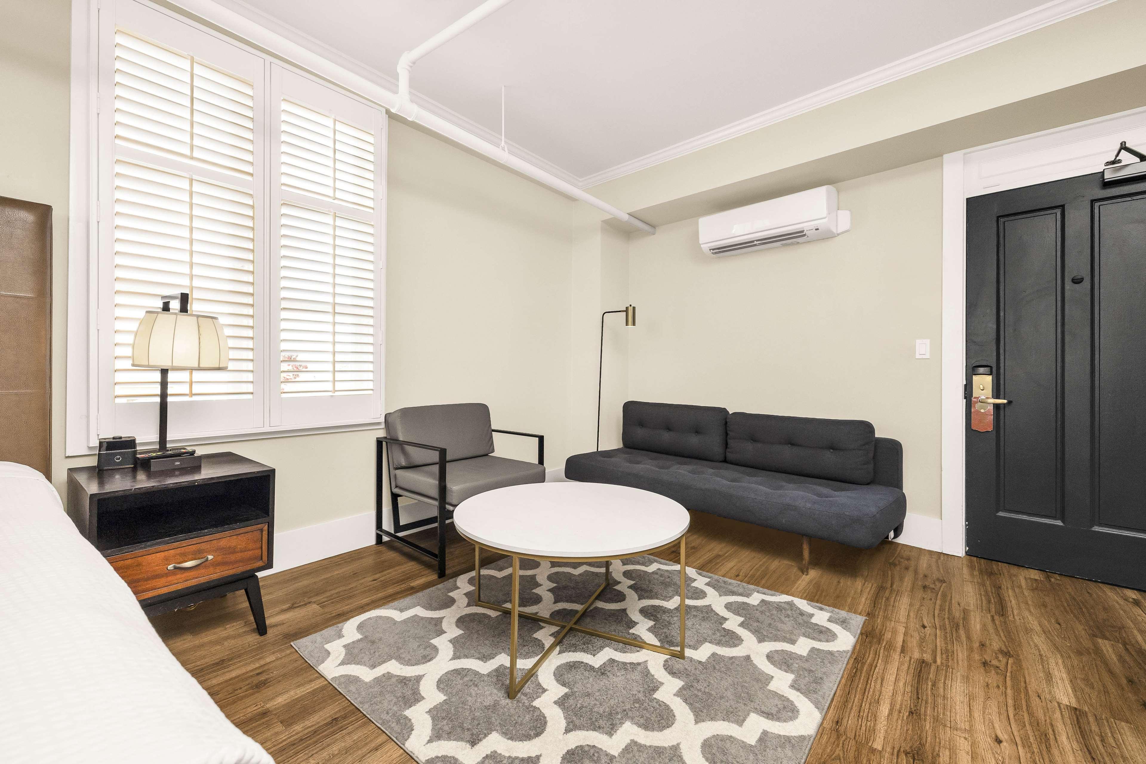 Junior Suite King Size Bed