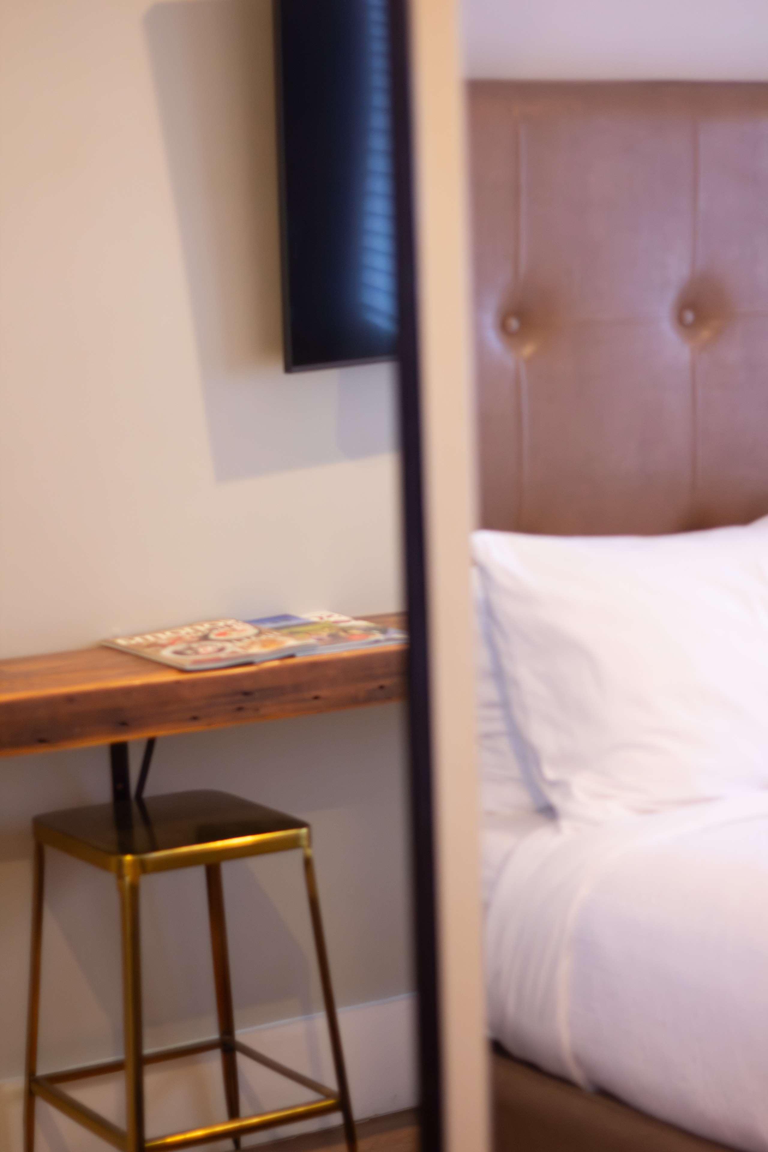 Double Queen Size Bed