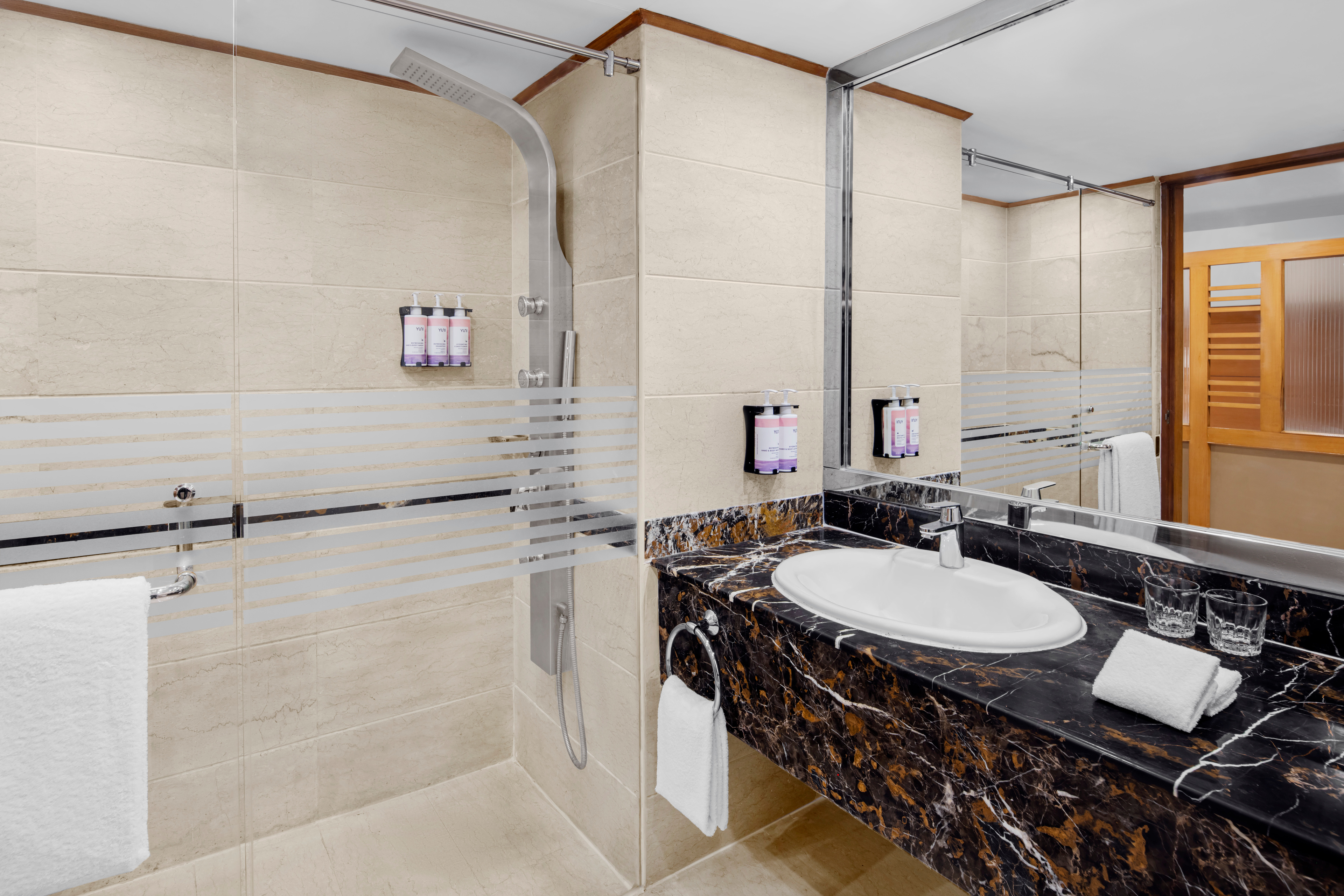 Room Deluxe King Bed