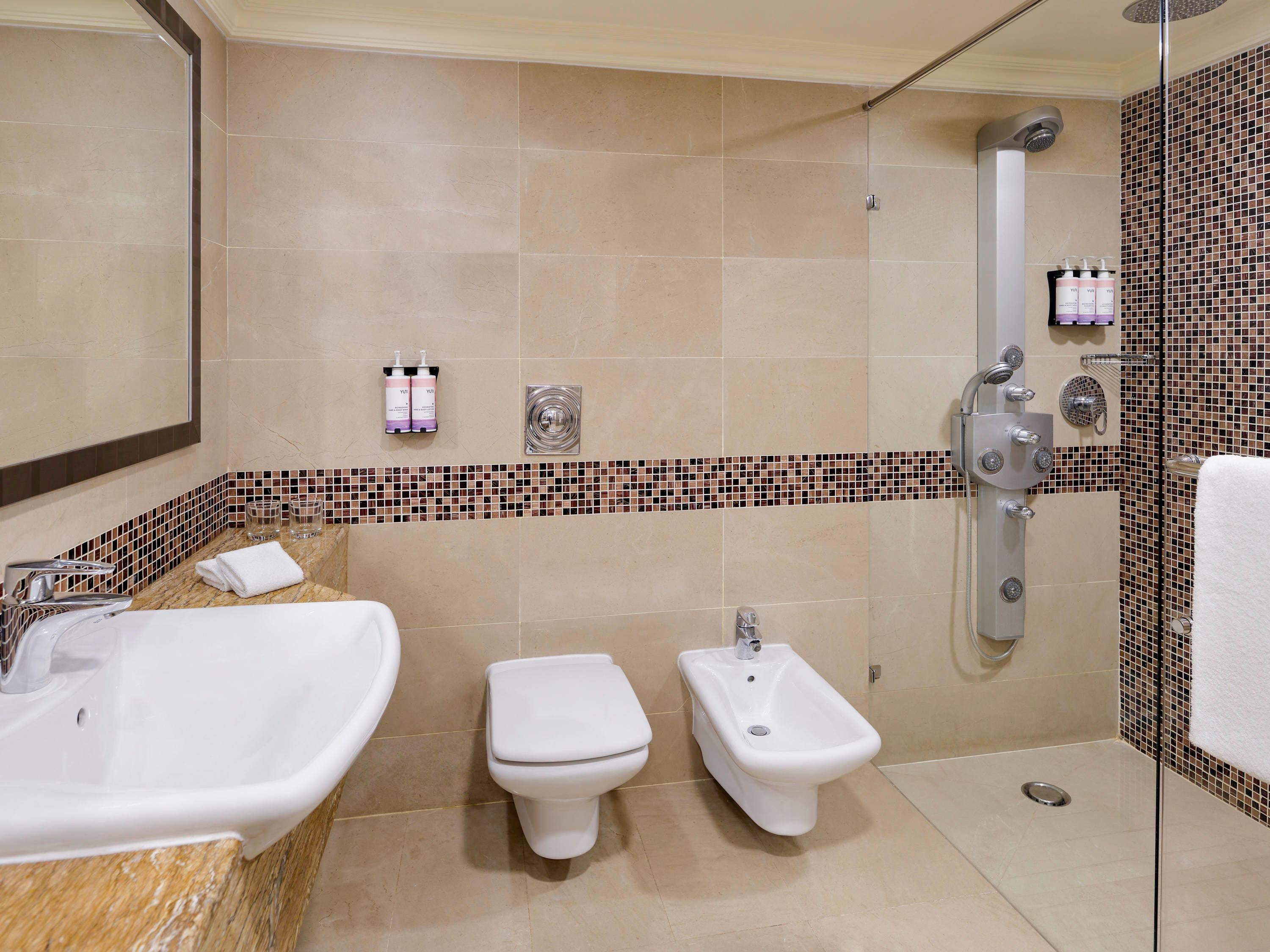 Suite Accessible Two Double Beds