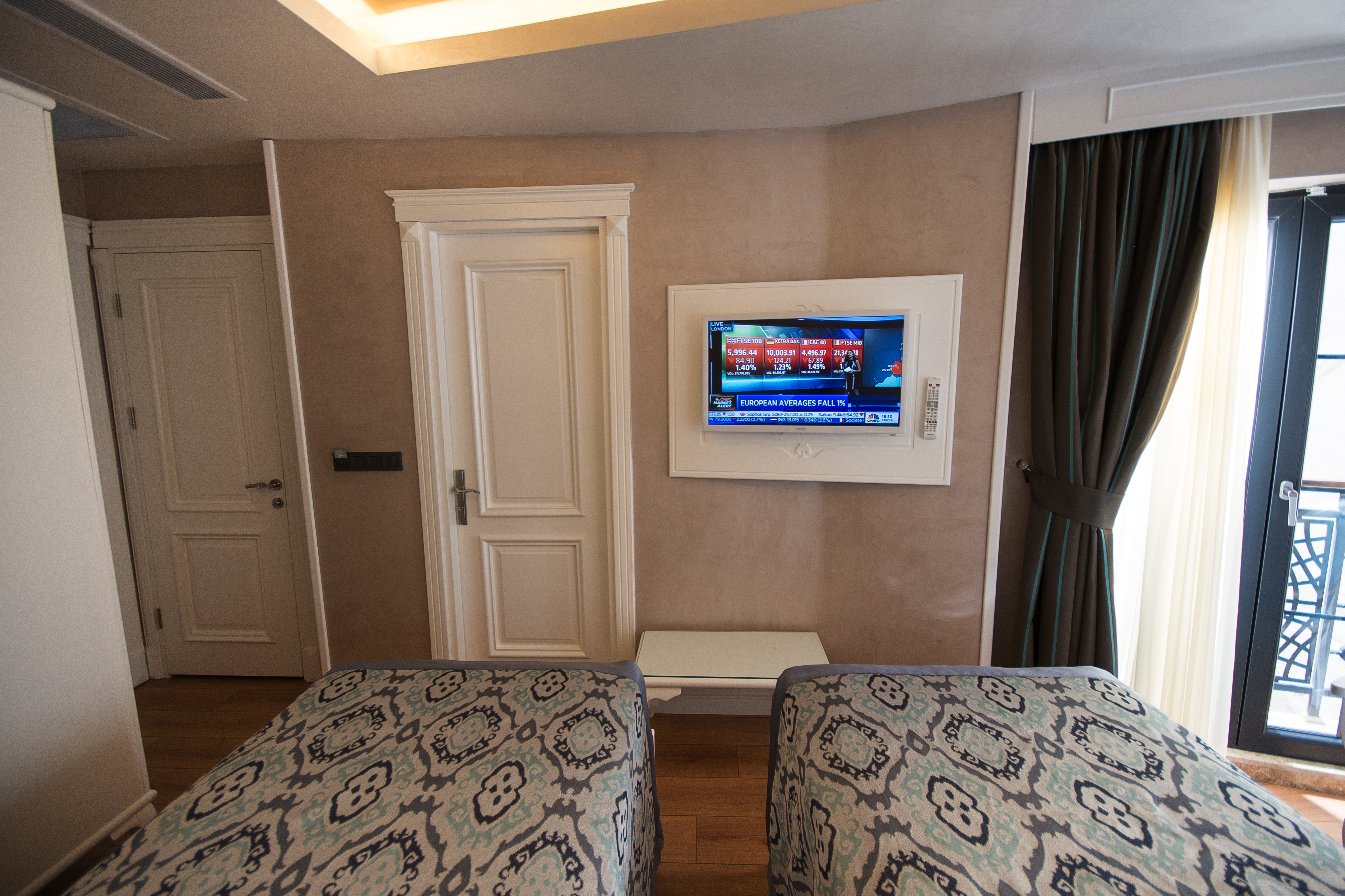 Family Room Connecting Room