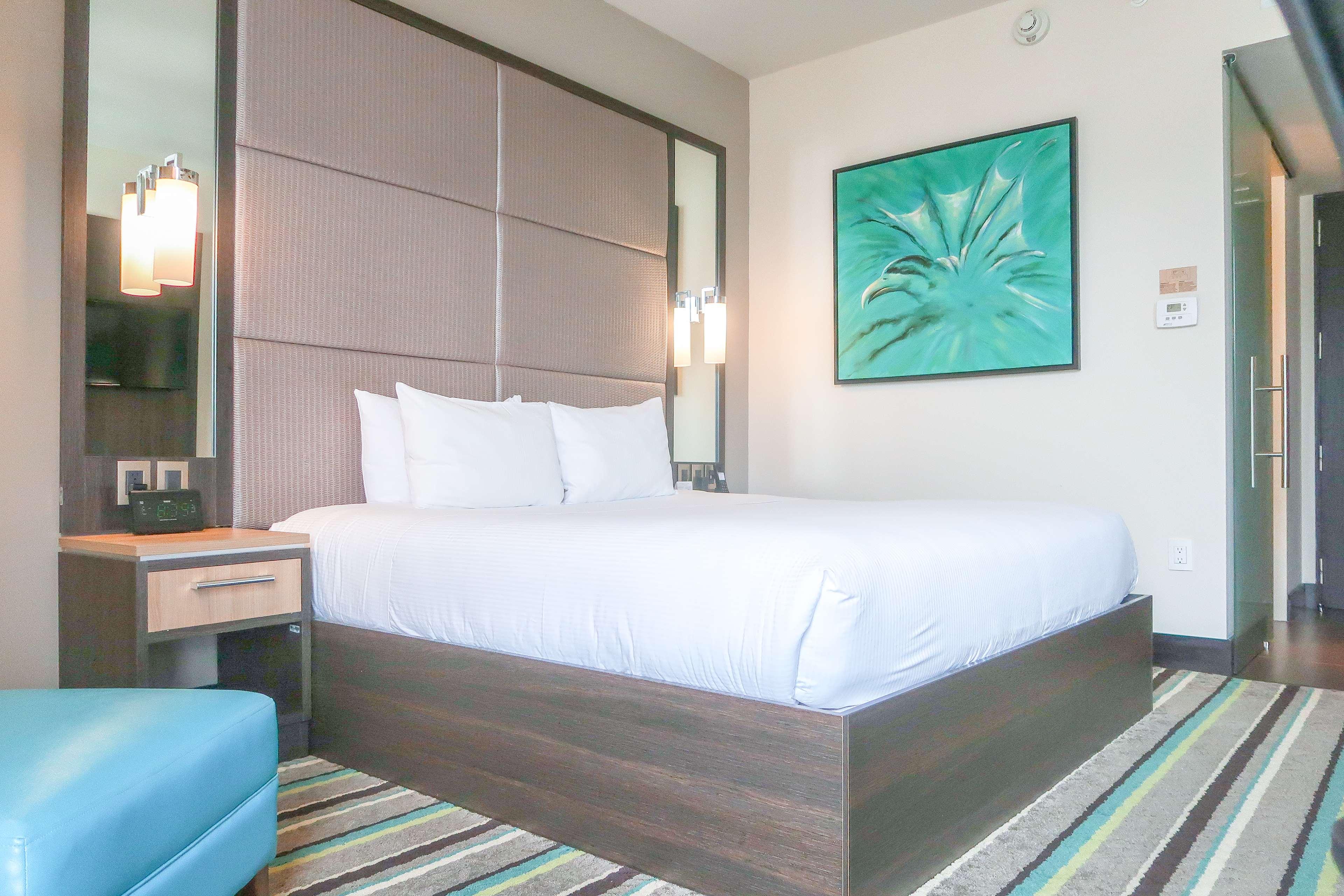 Double King Size Bed