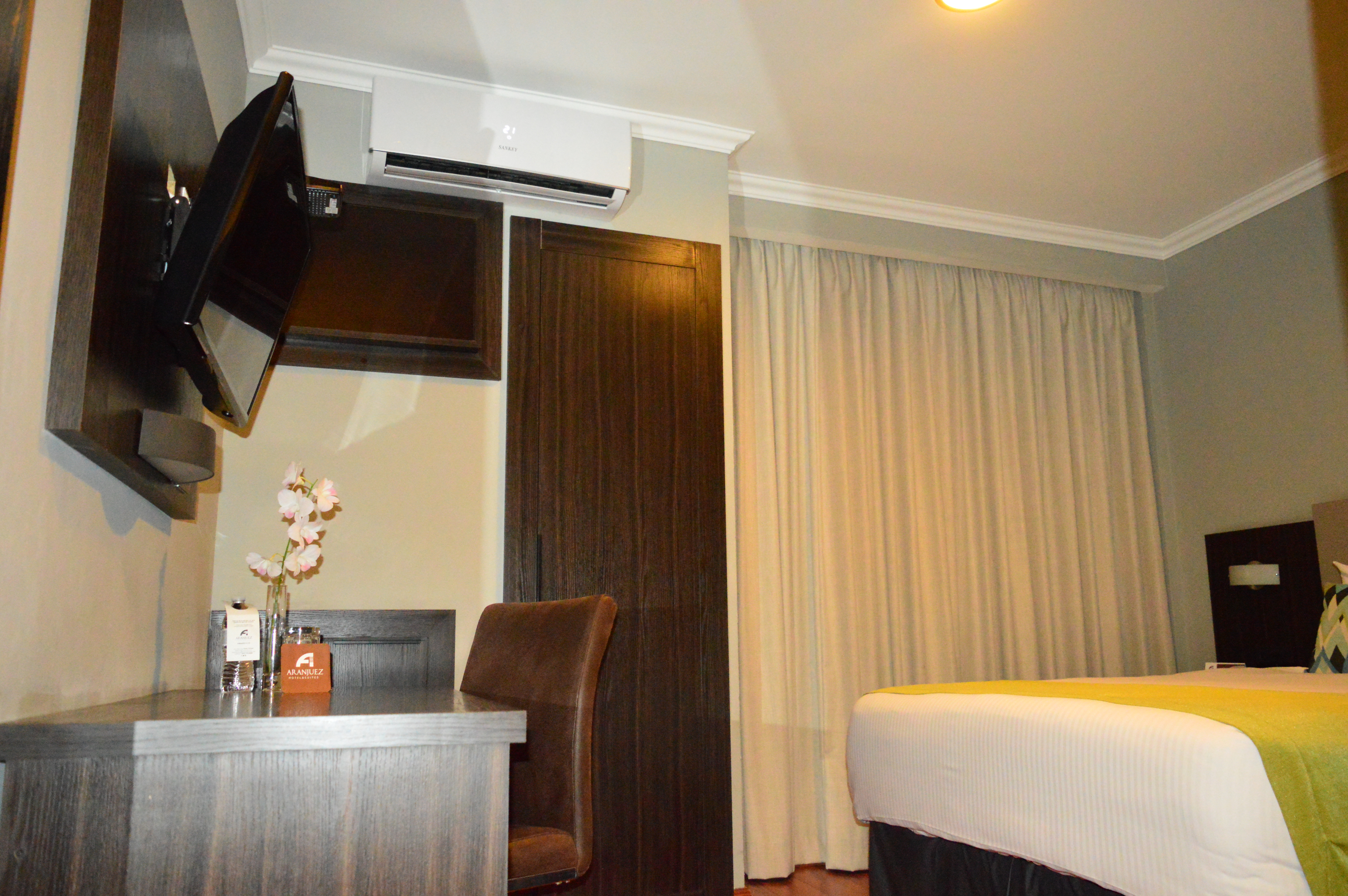 Double Queen Size Bed