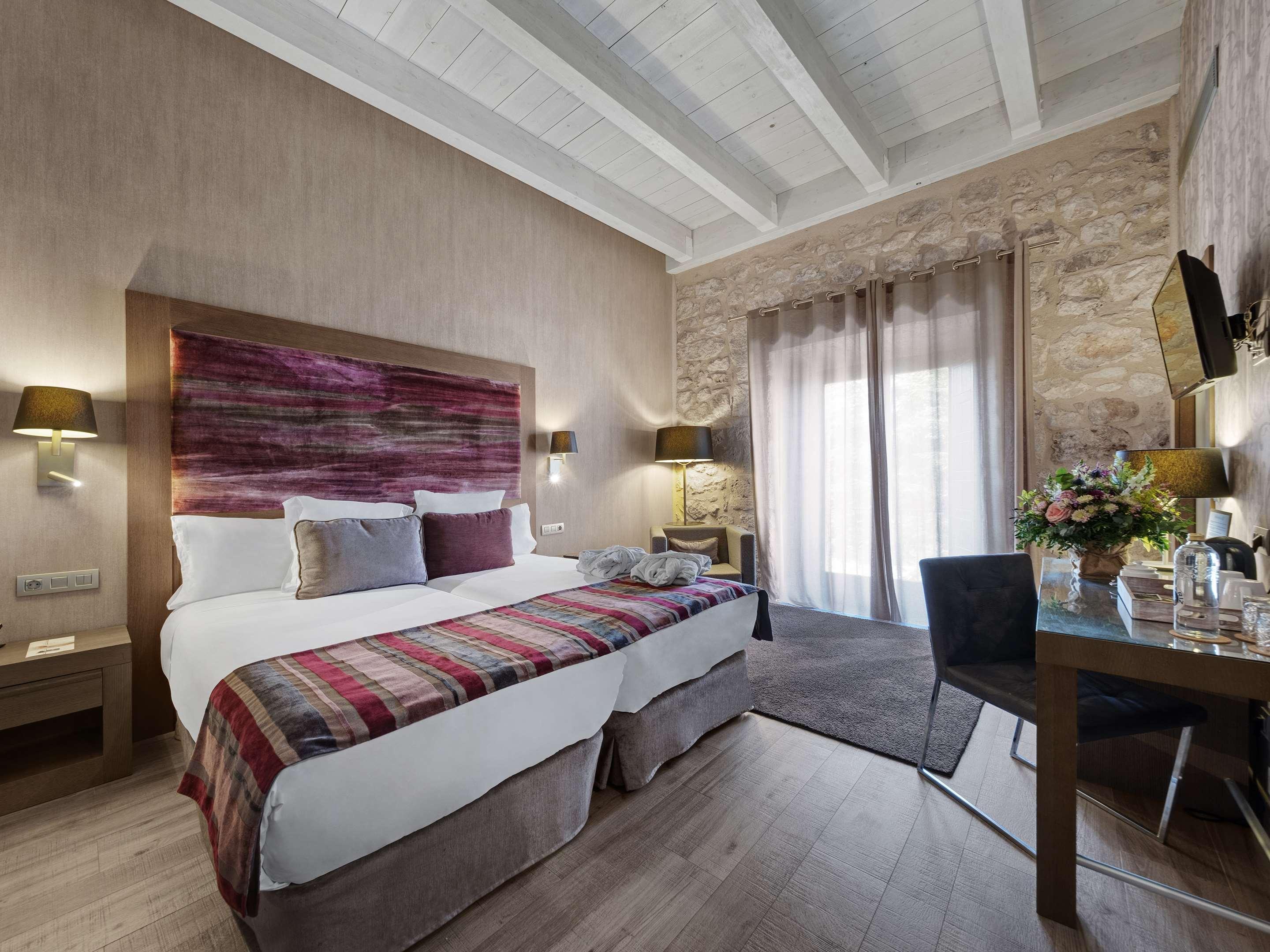 Double or Twin Superior