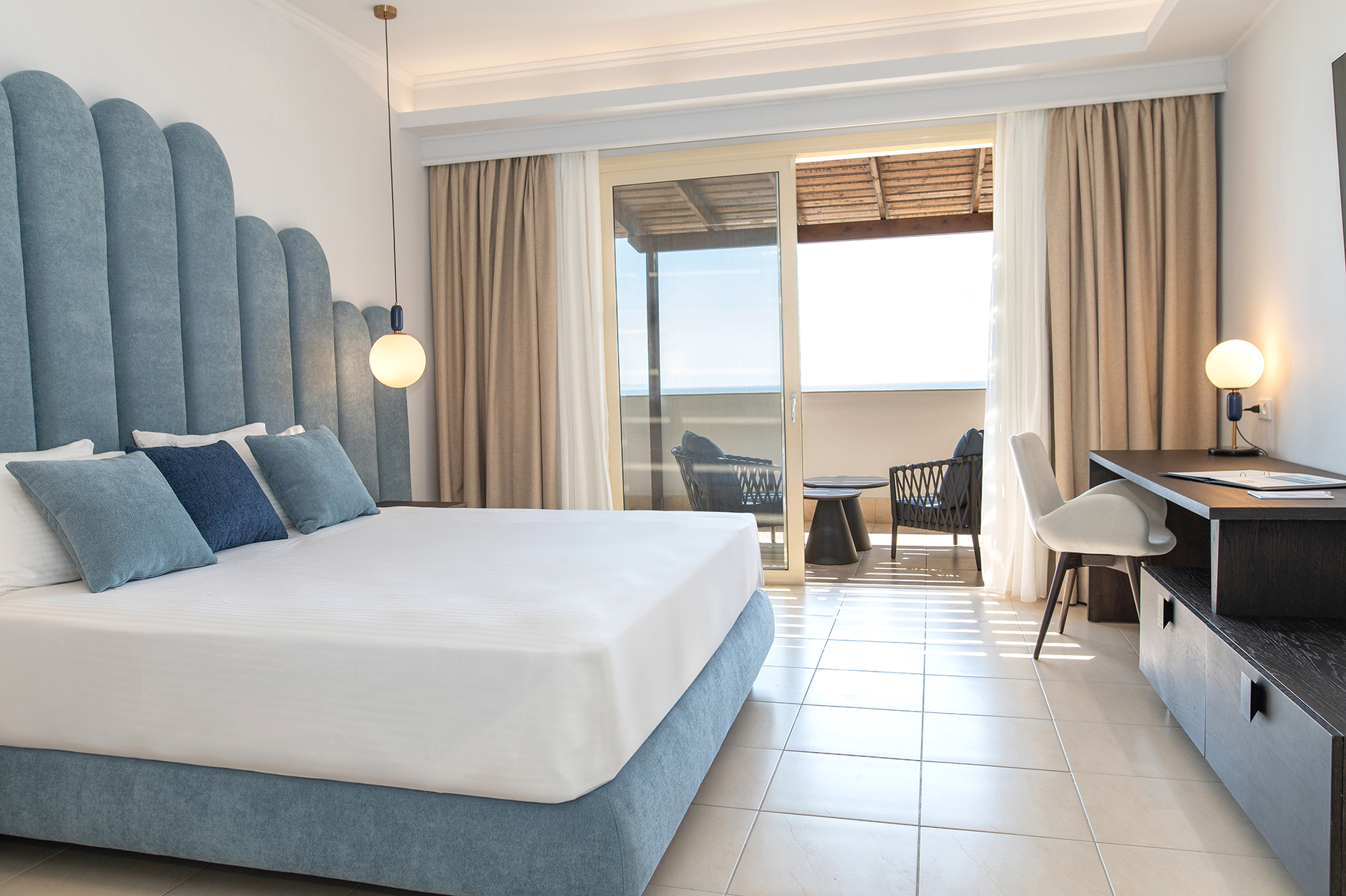 Double or Twin Deluxe