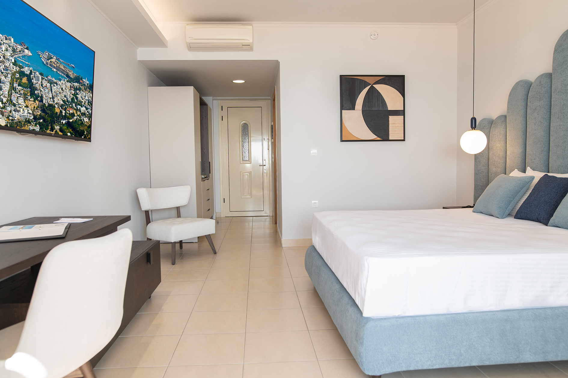 Double or Twin Deluxe