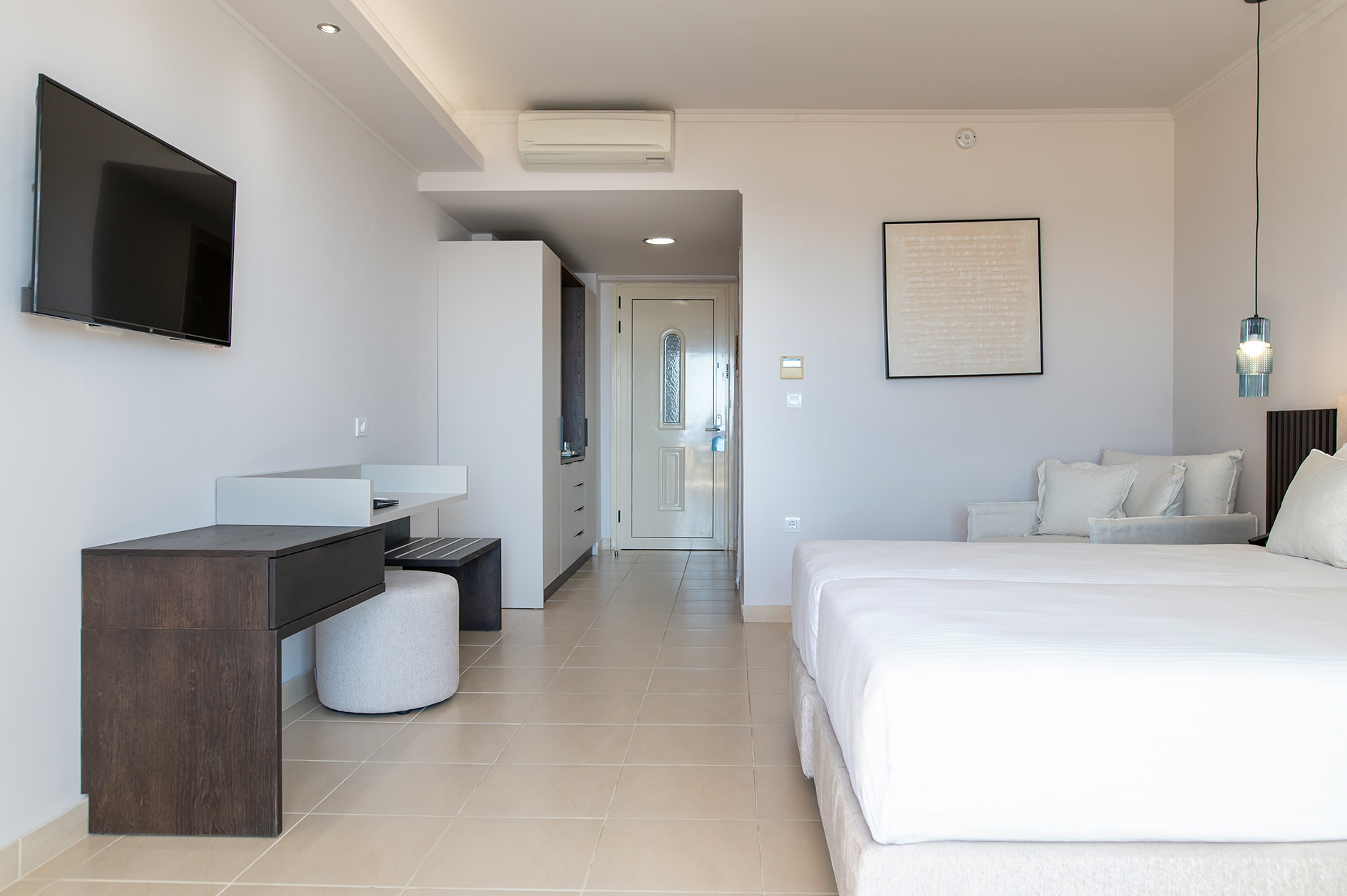 Double or Twin Standard