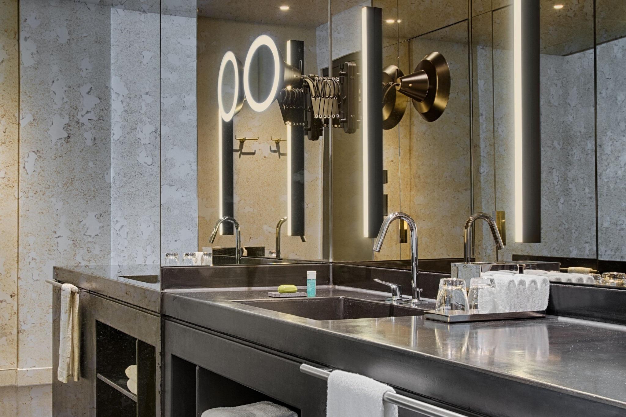 Double King Size Bed