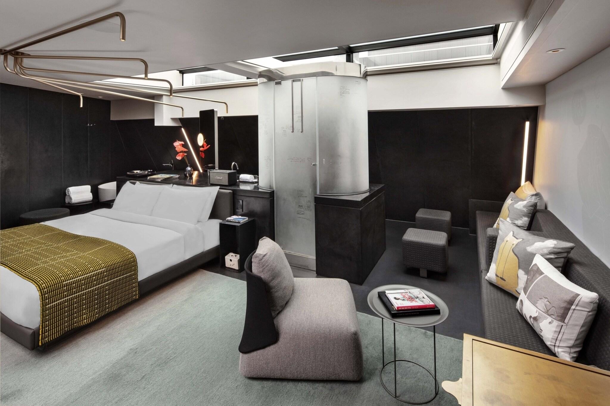 Suite King Bed One Bedroom 