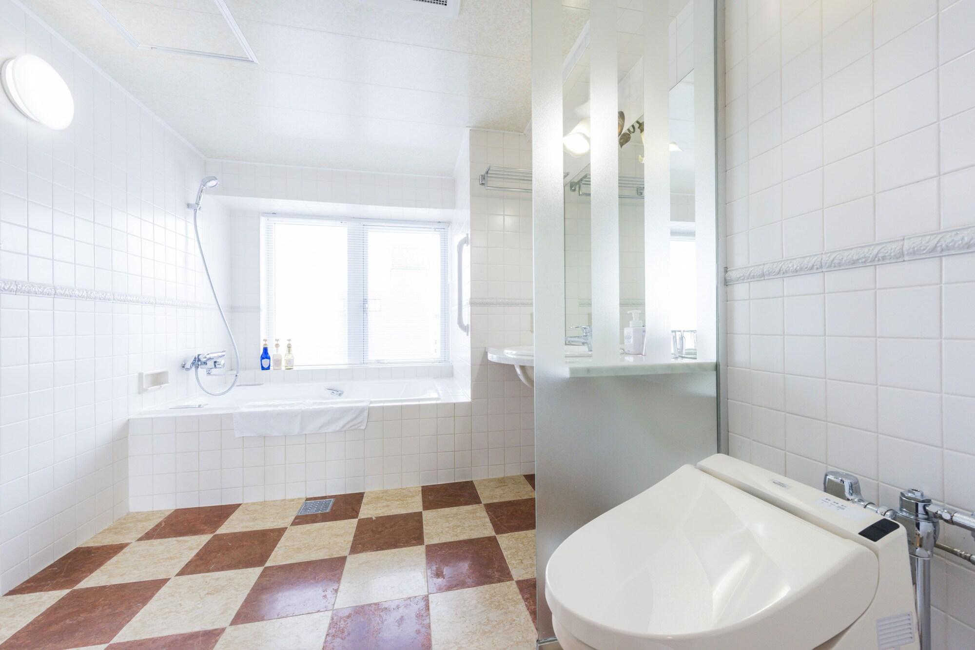 Double Deluxe King Bed