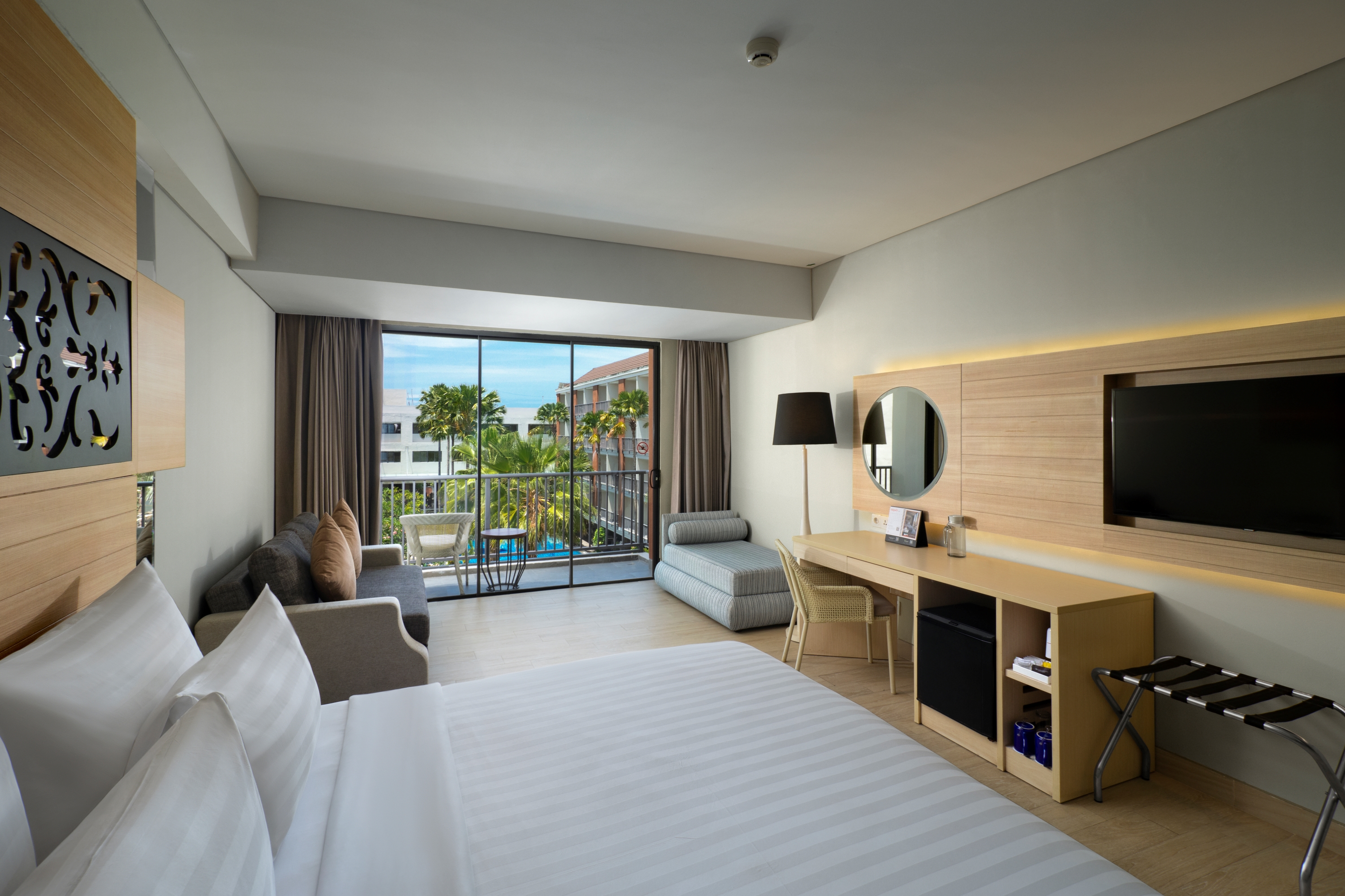 Family Room Grand Deluxe