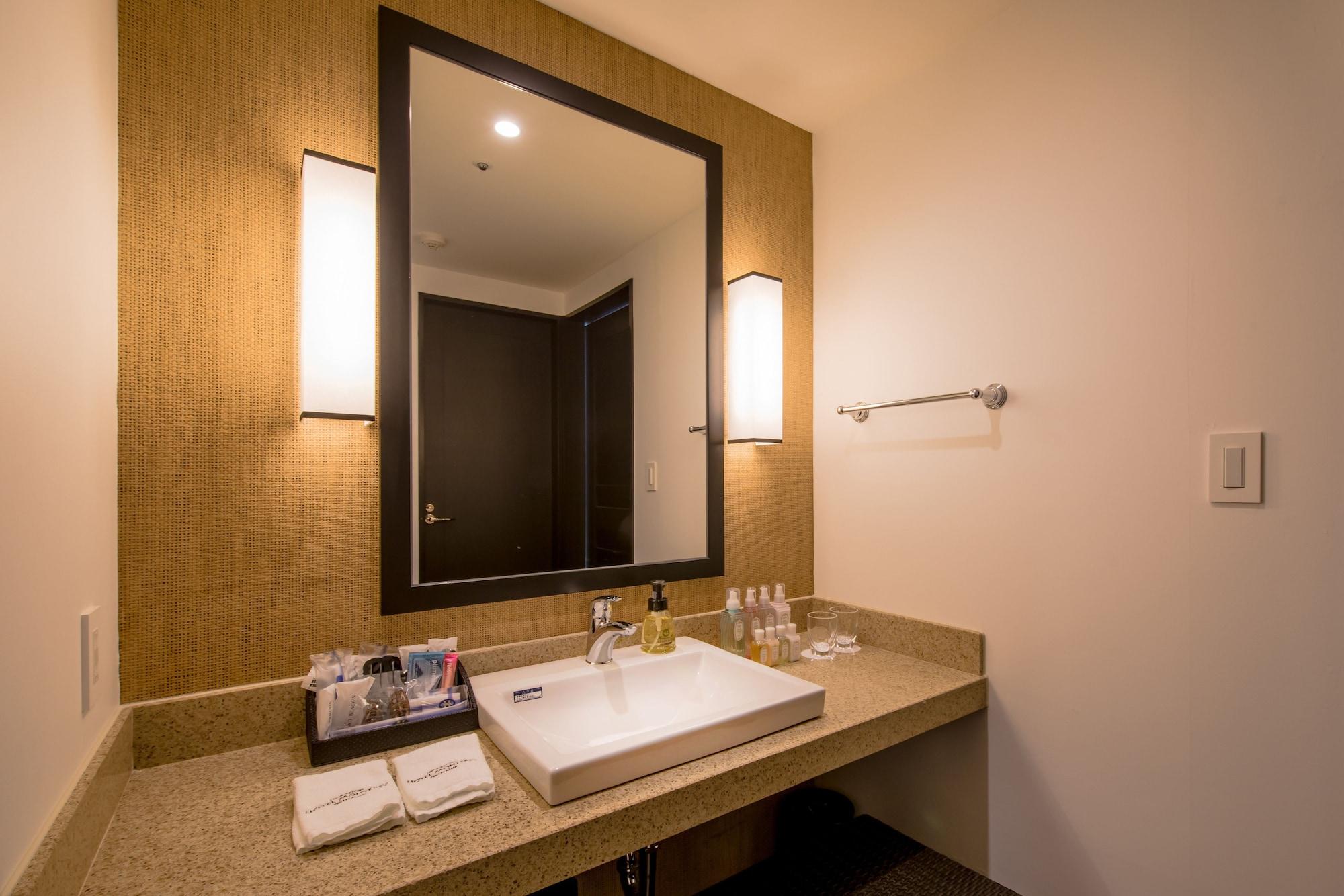 Twin Deluxe Two Beds