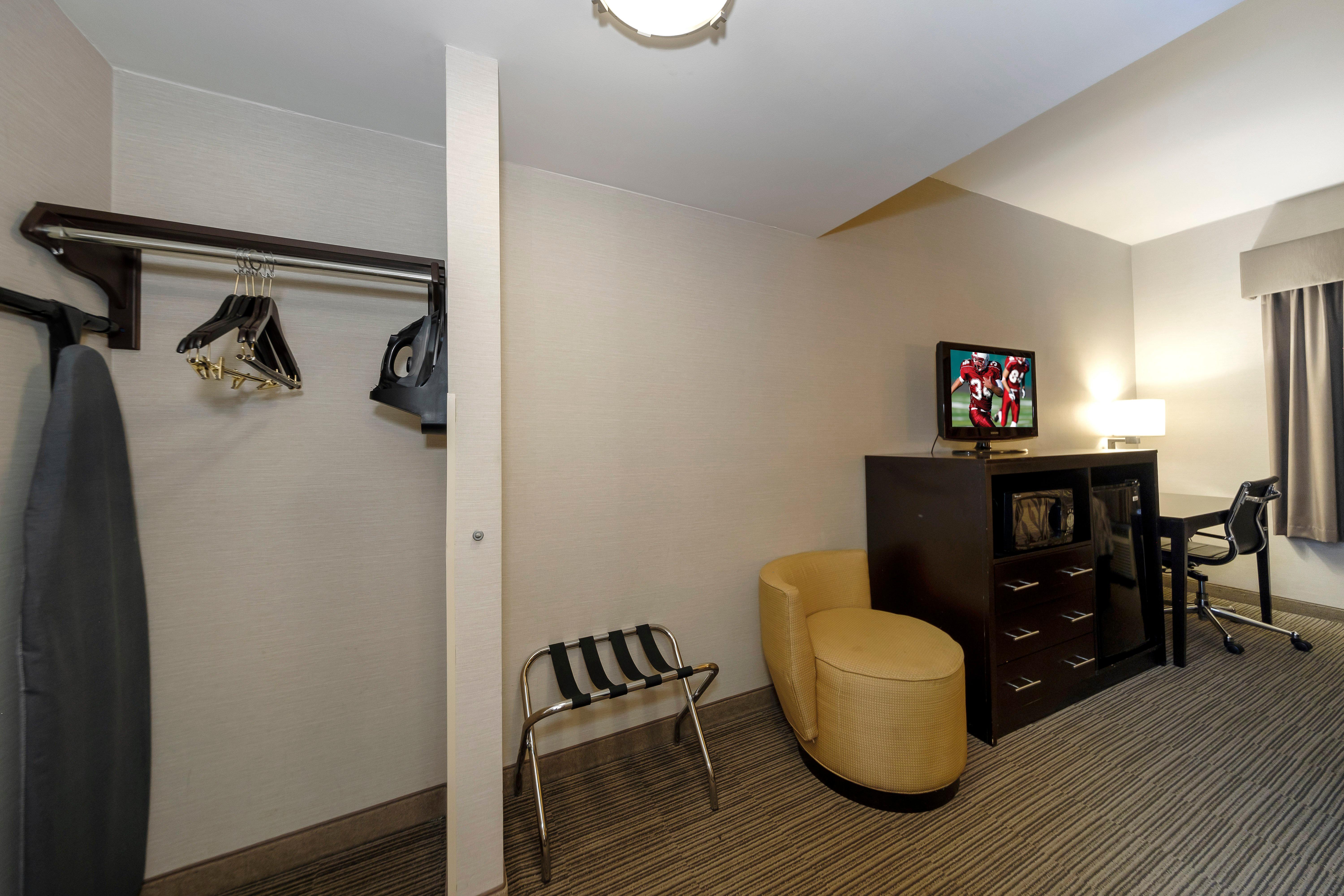 Room Deluxe King Bed