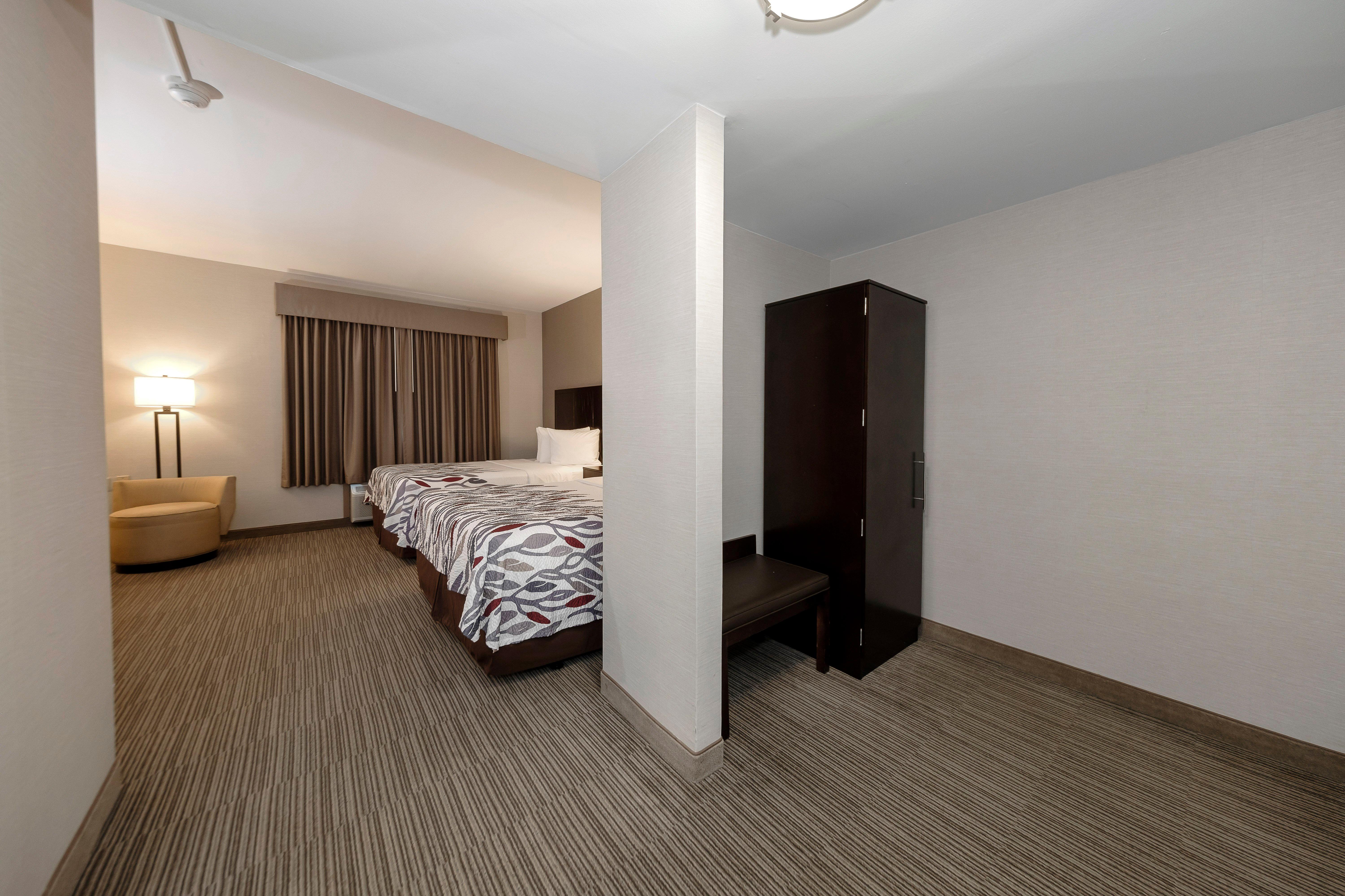 Suite Two Queen Beds