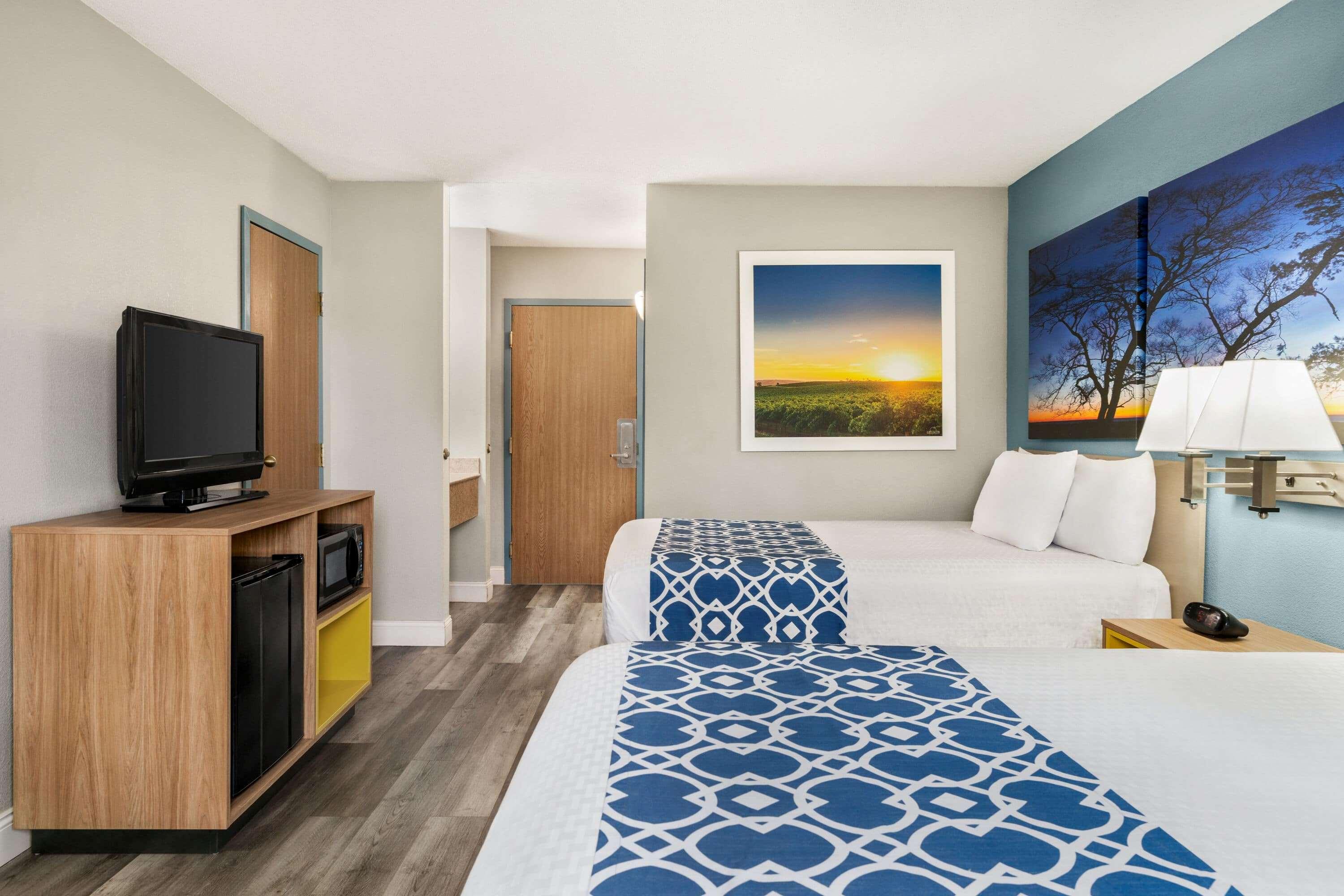 Room Two Double Beds