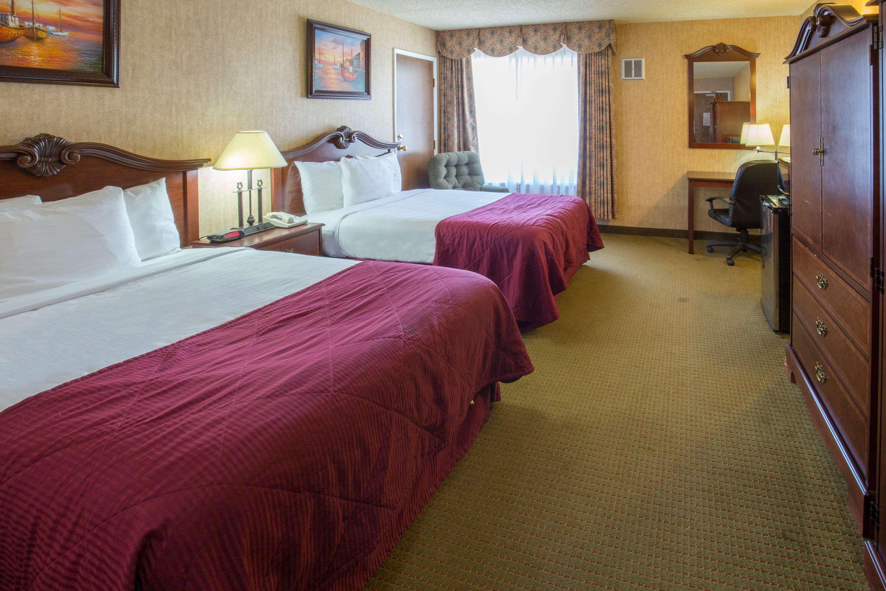 Quadruple Two Double Beds