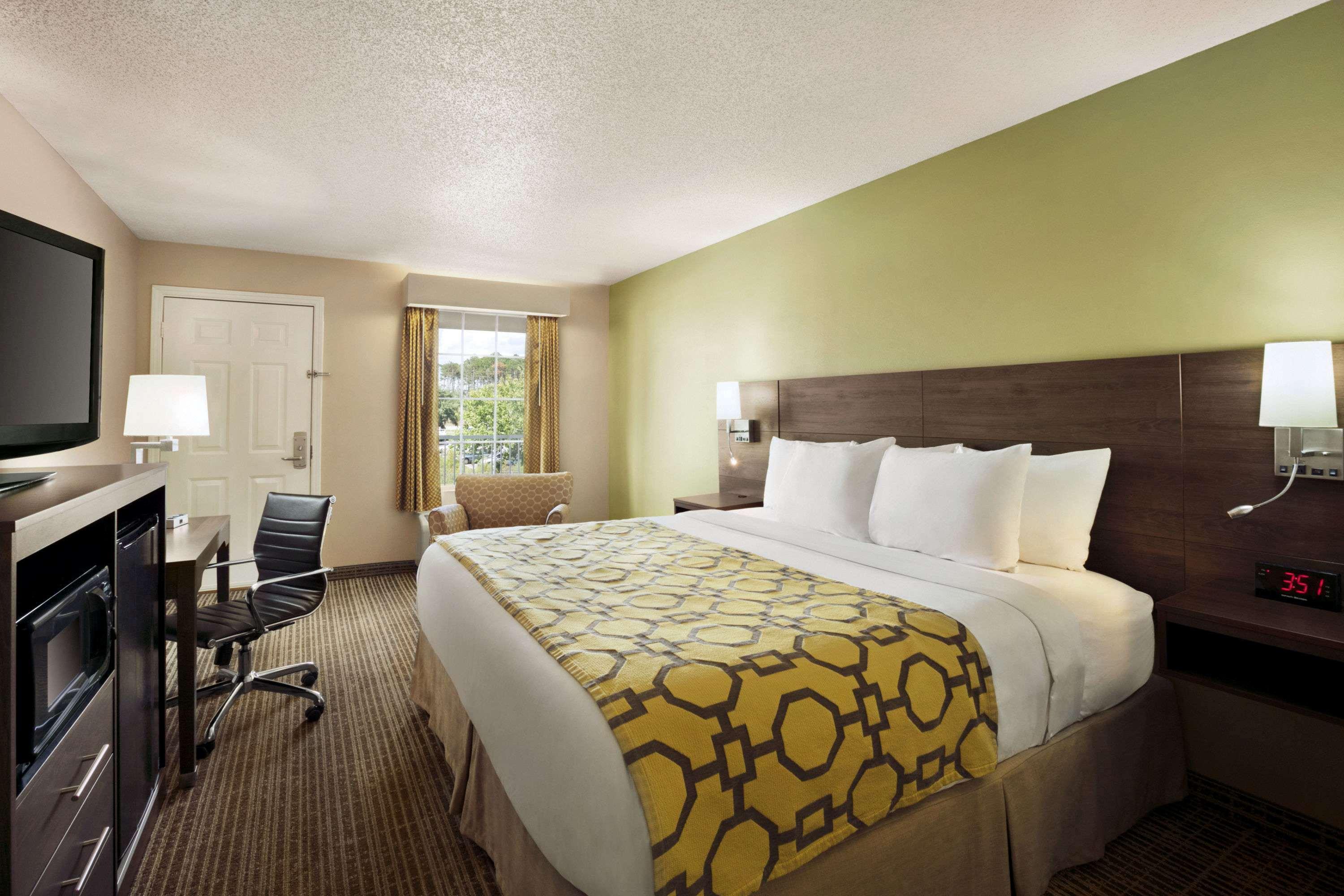 Double King Bed Non Smoking