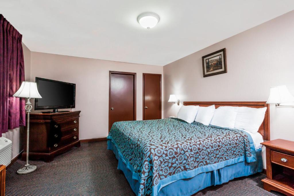 Double King Bed Non Smoking