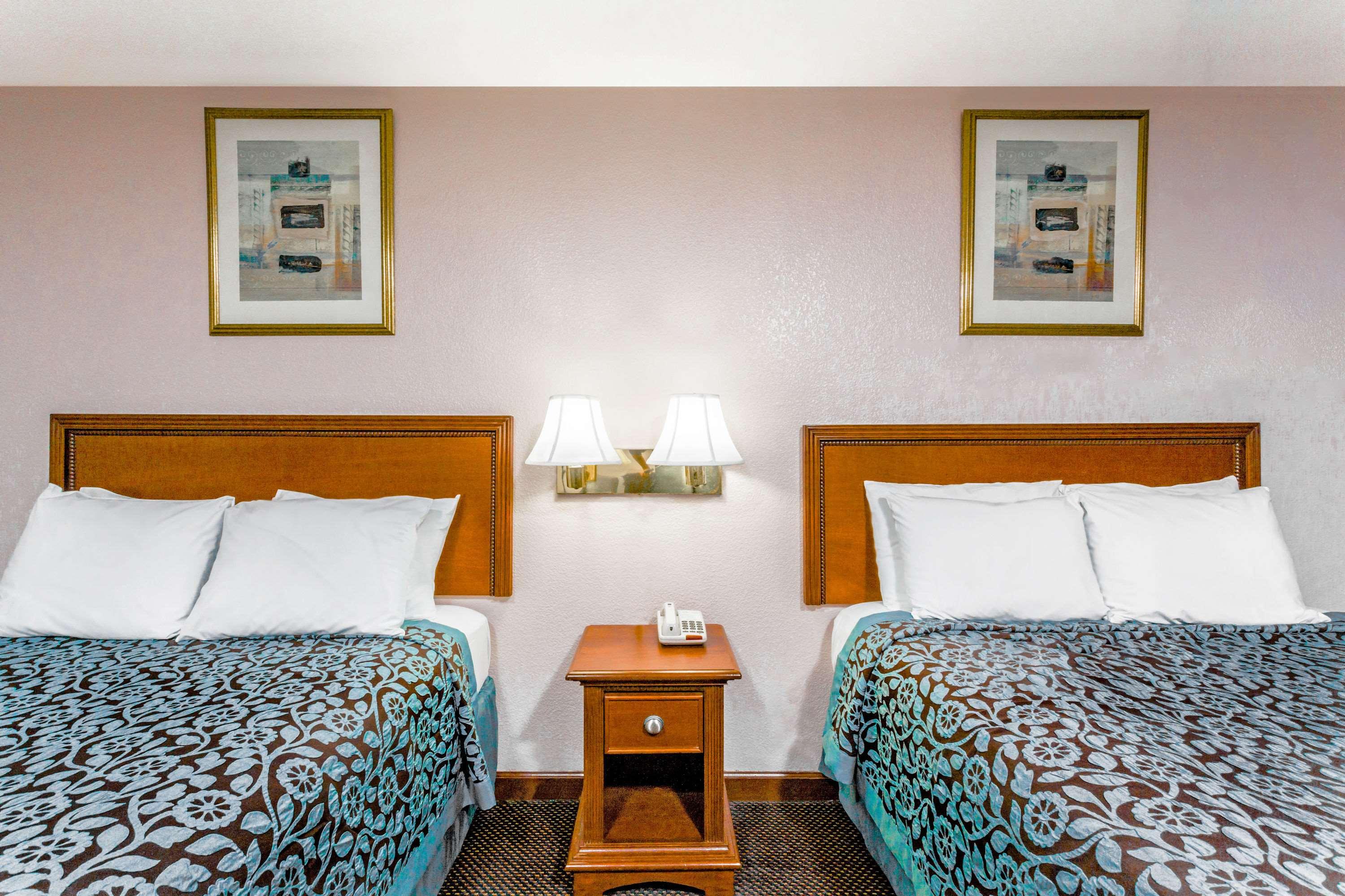 Quadruple Two Double Beds