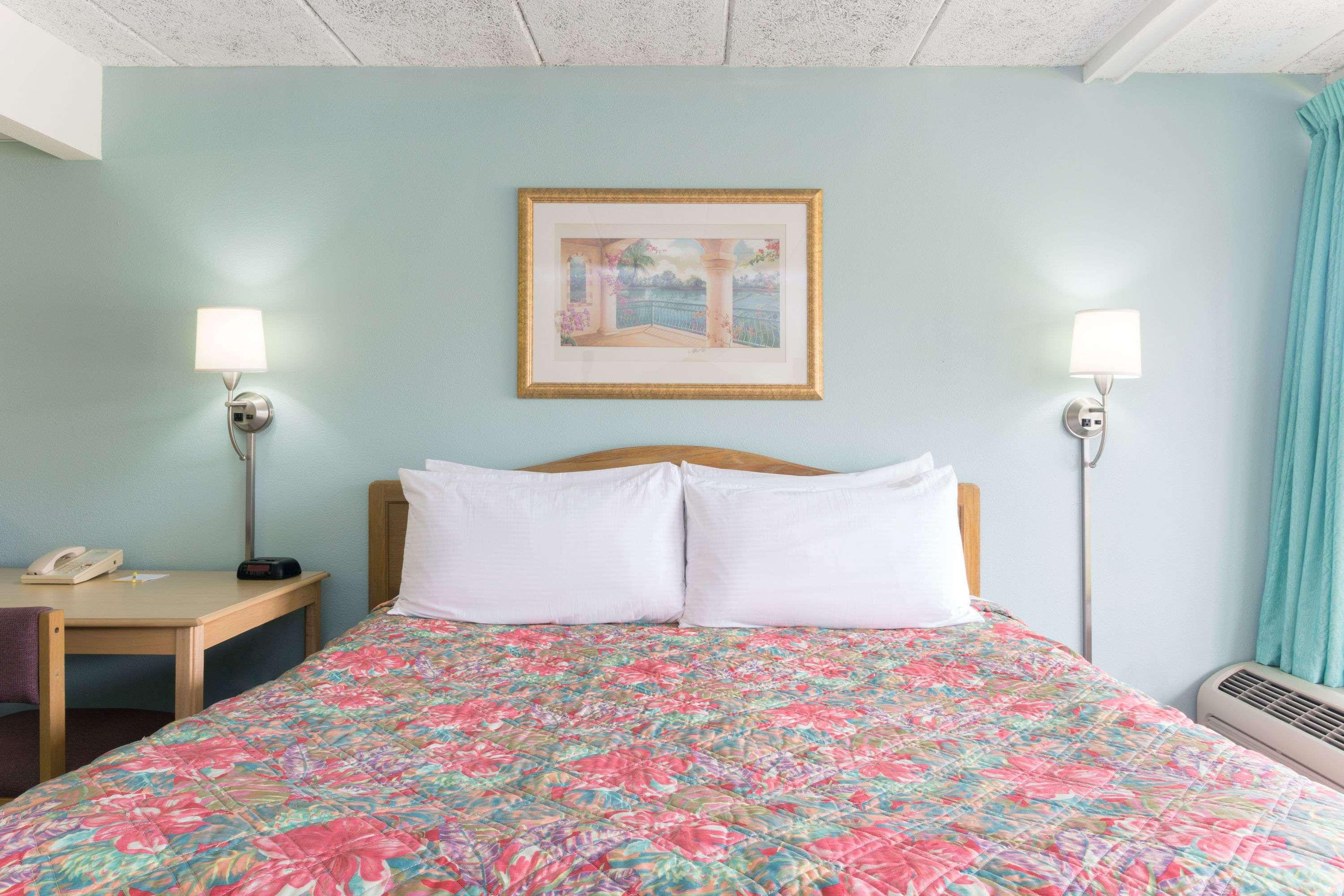 Quadruple Two Double Beds