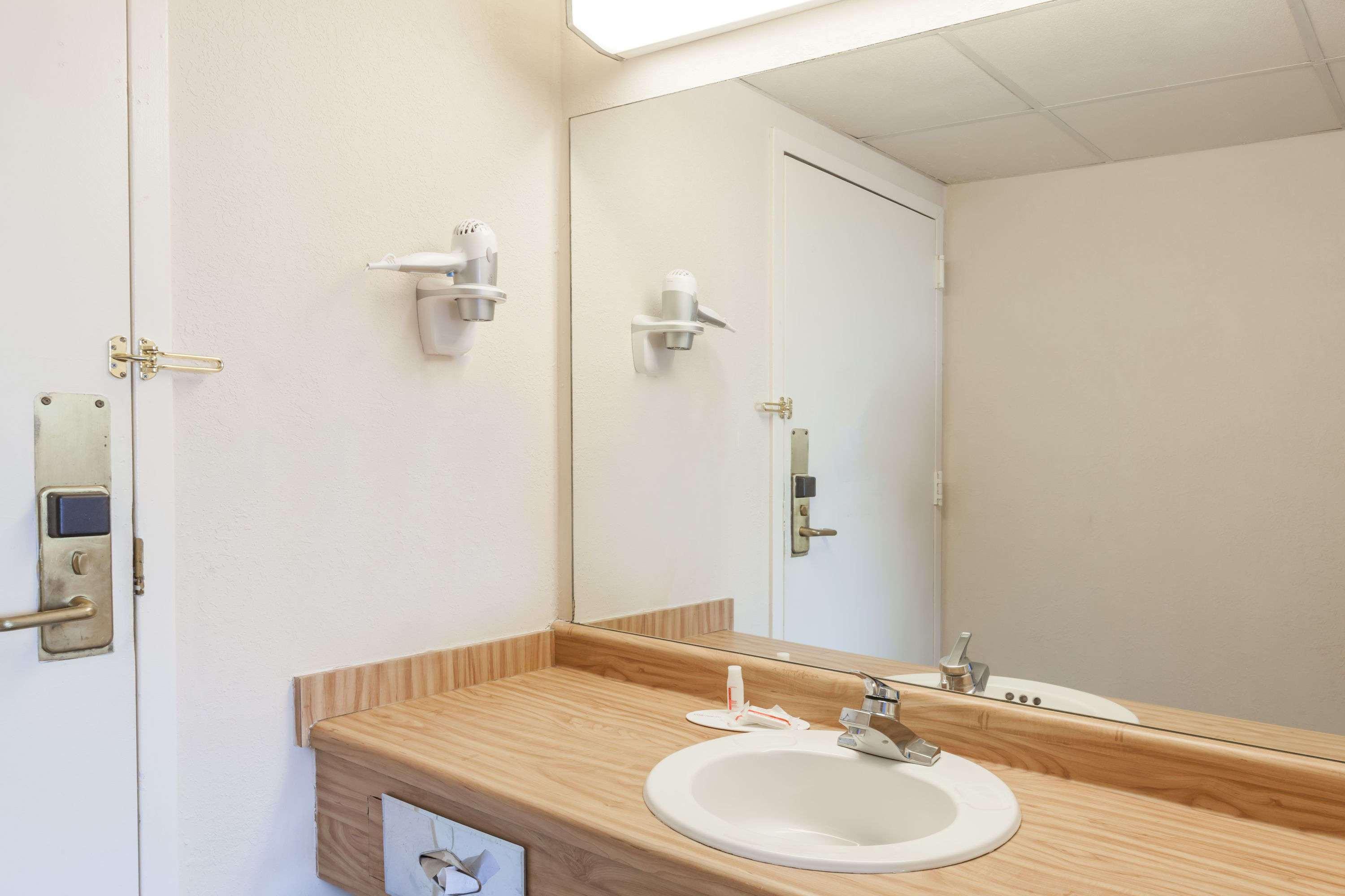 Room Two Double Beds